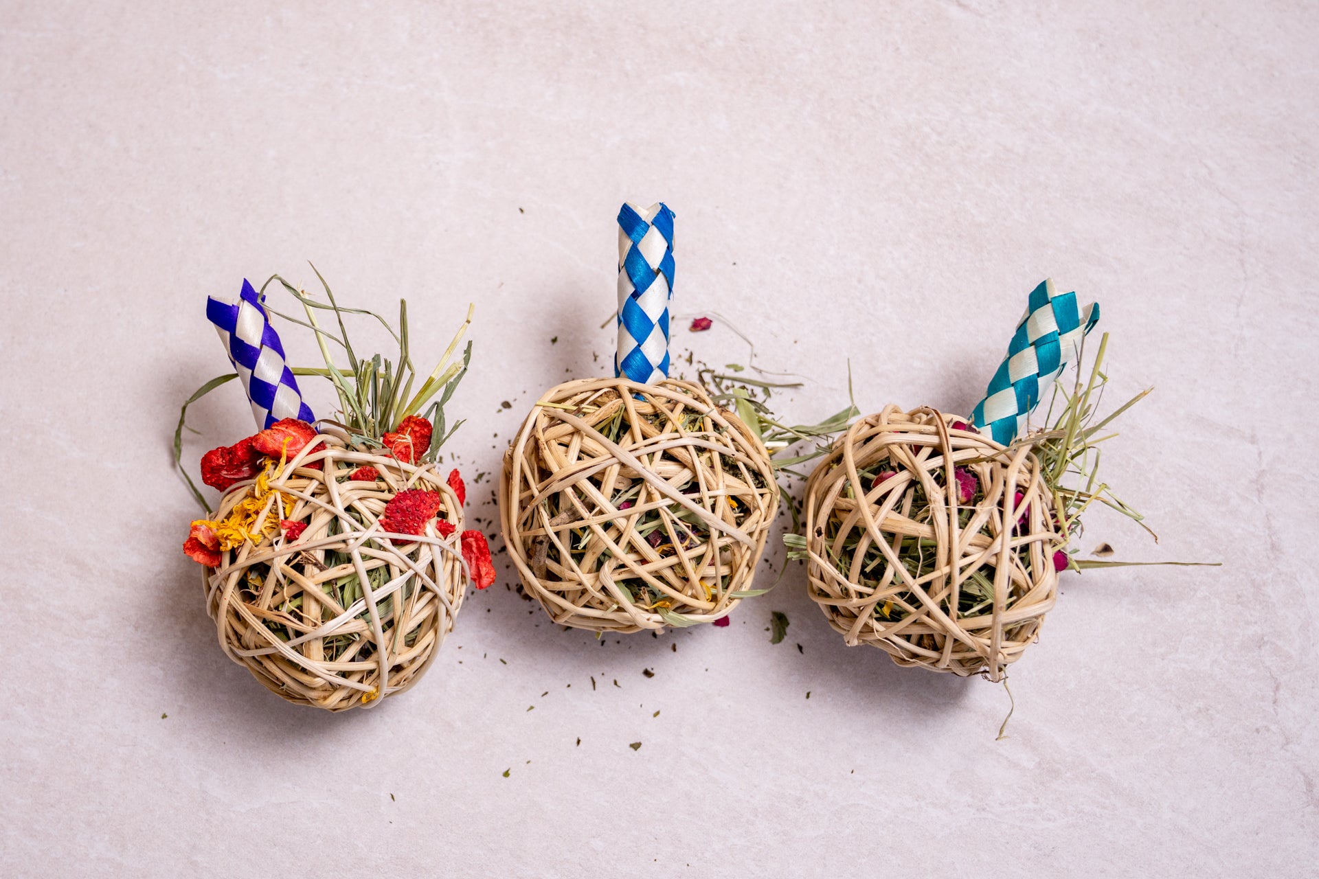 Cocktail binky bomb toys