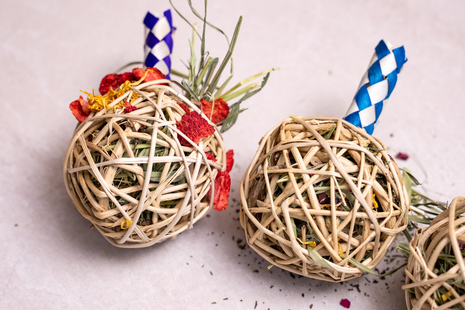 Cocktail binky bomb toys