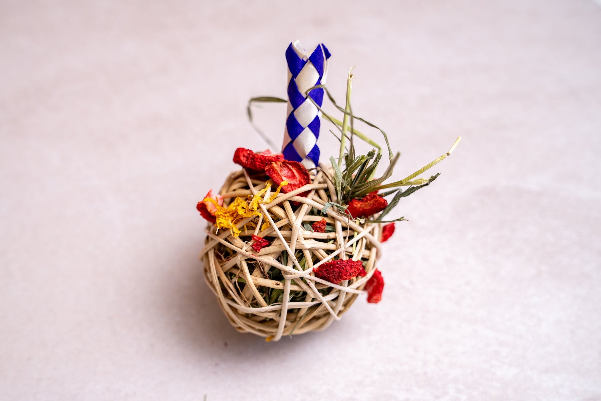 Cocktail binky bomb toys