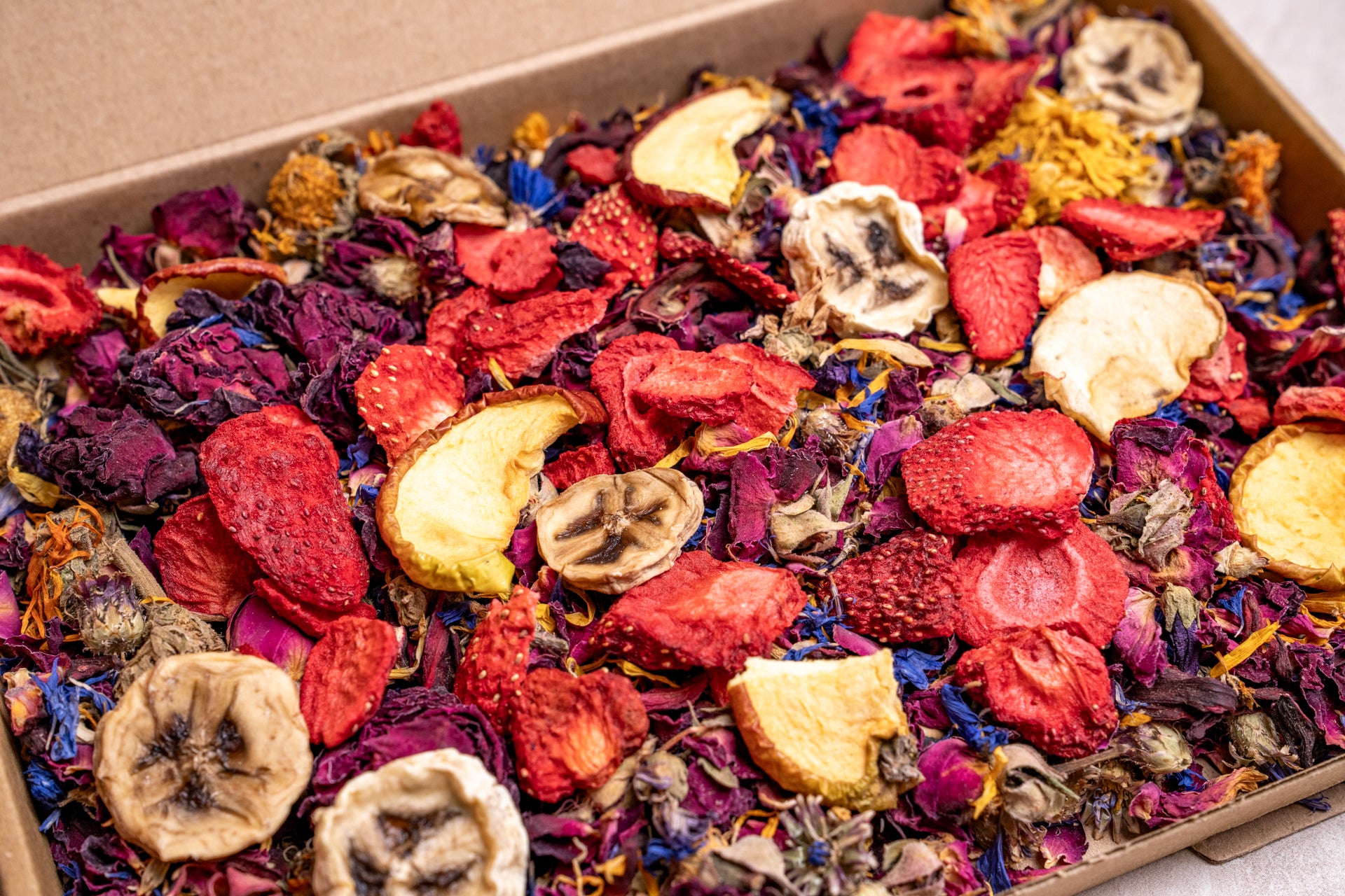 Summer Twist Mini Forage Box
