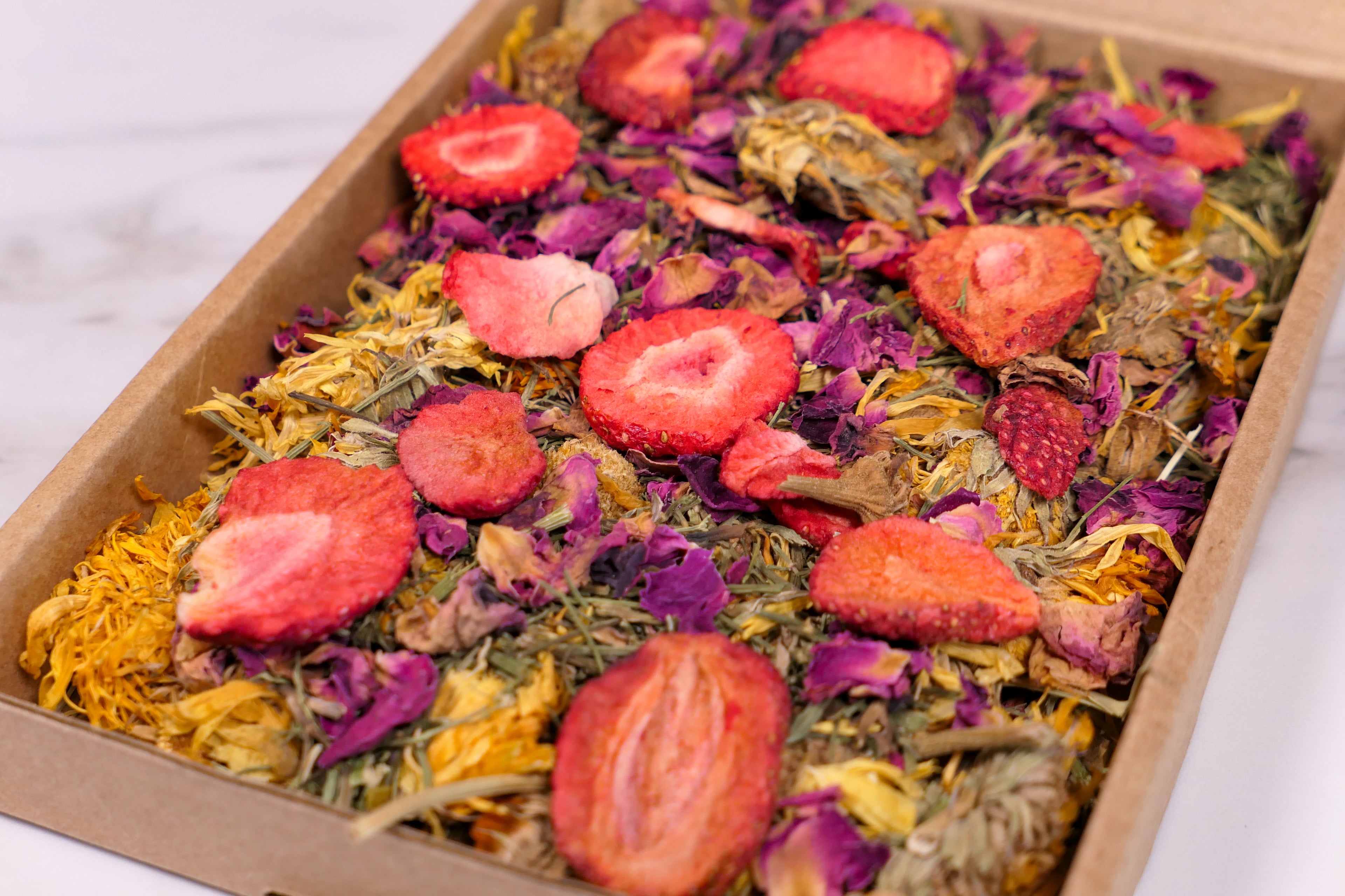 Summer Picnic Mini Forage Box