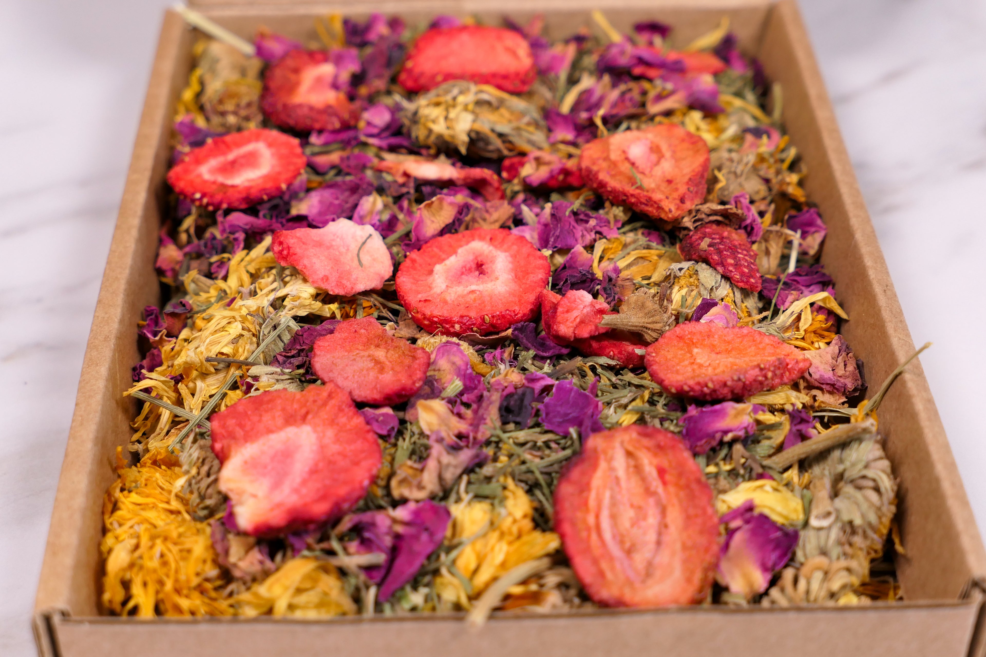 Summer Picnic Mini Forage Box