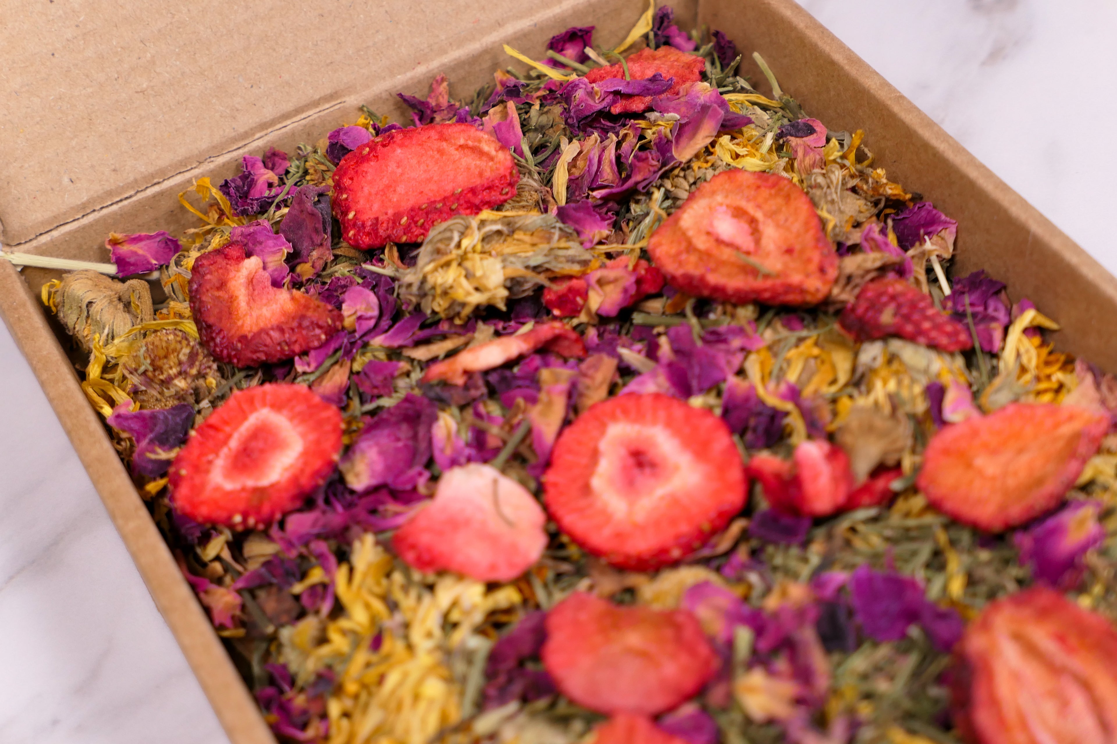 Summer Picnic Mini Forage Box