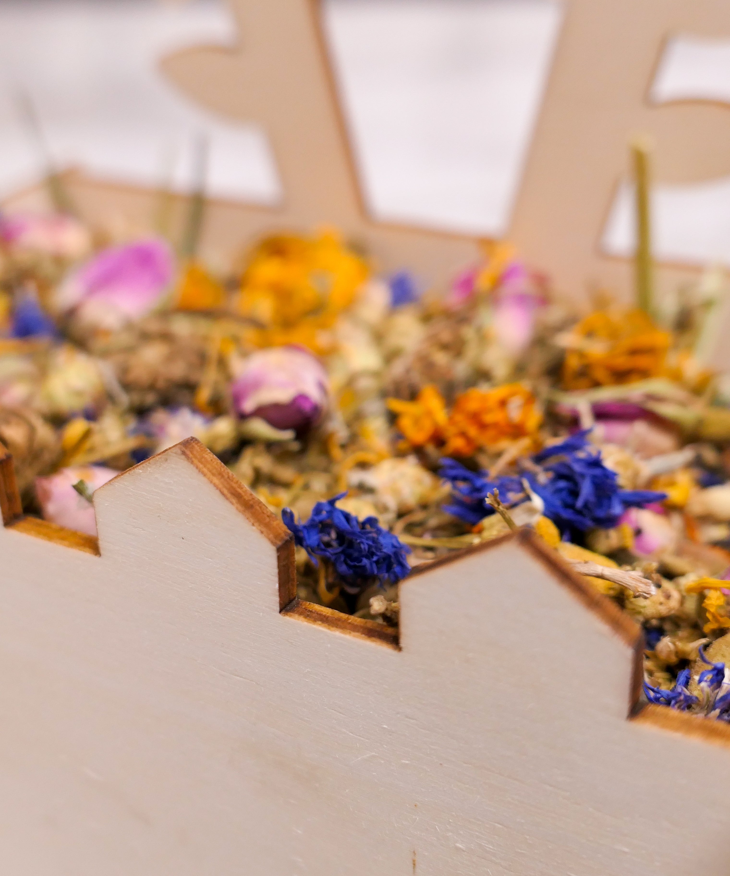 Flower Pot Forage Tray