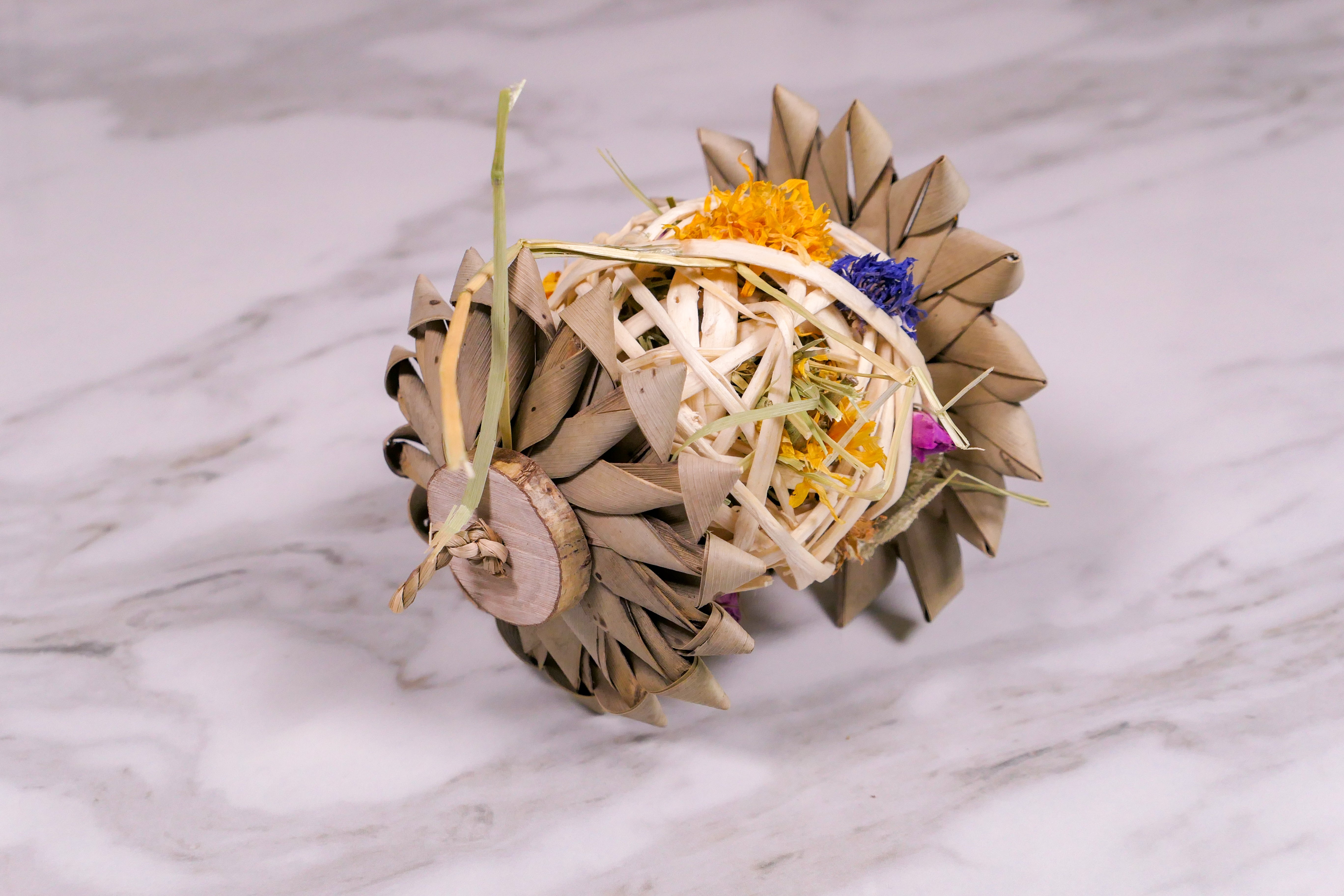 Palm Flower Forage Toy