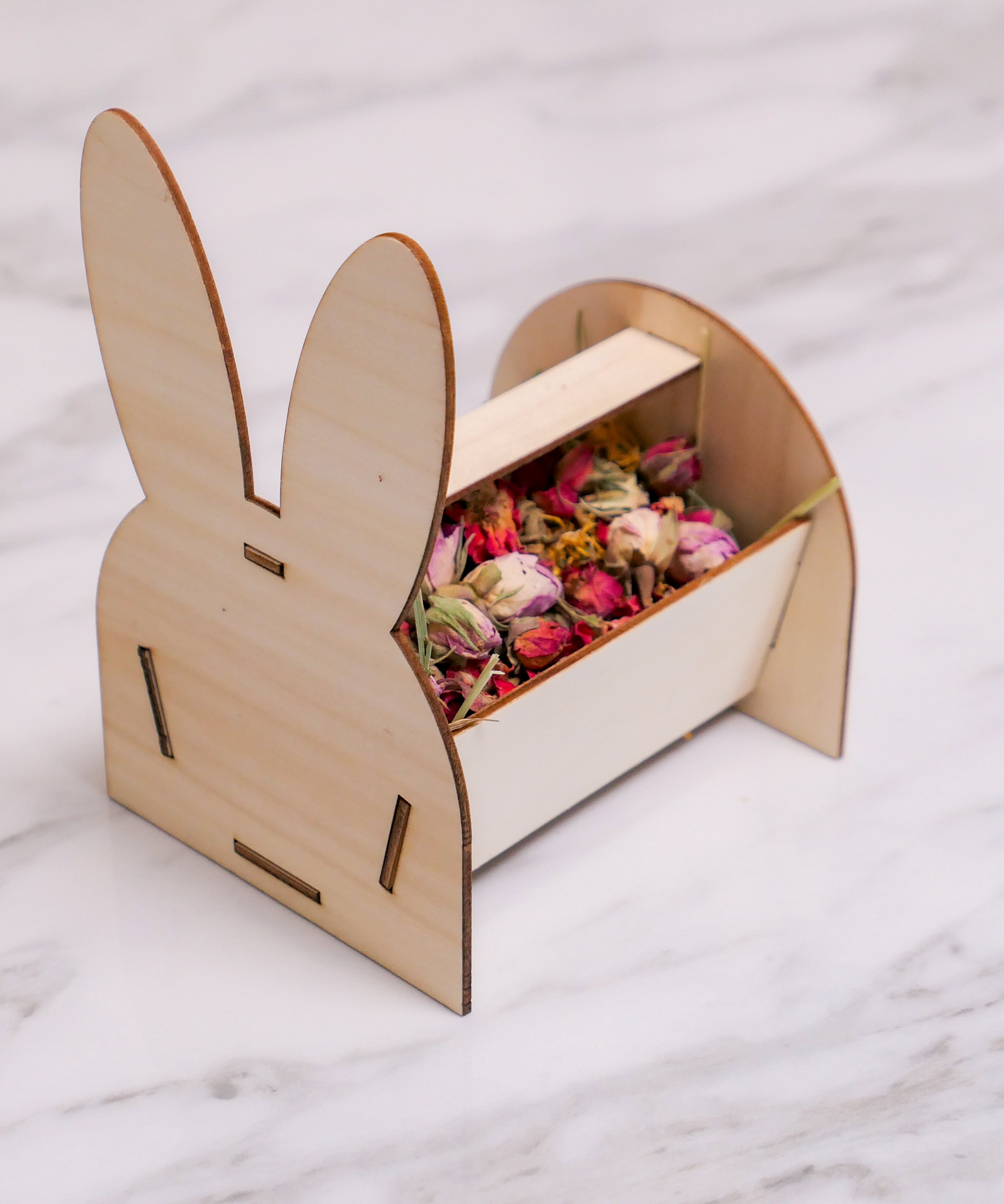 Some bunny loves you forage tray