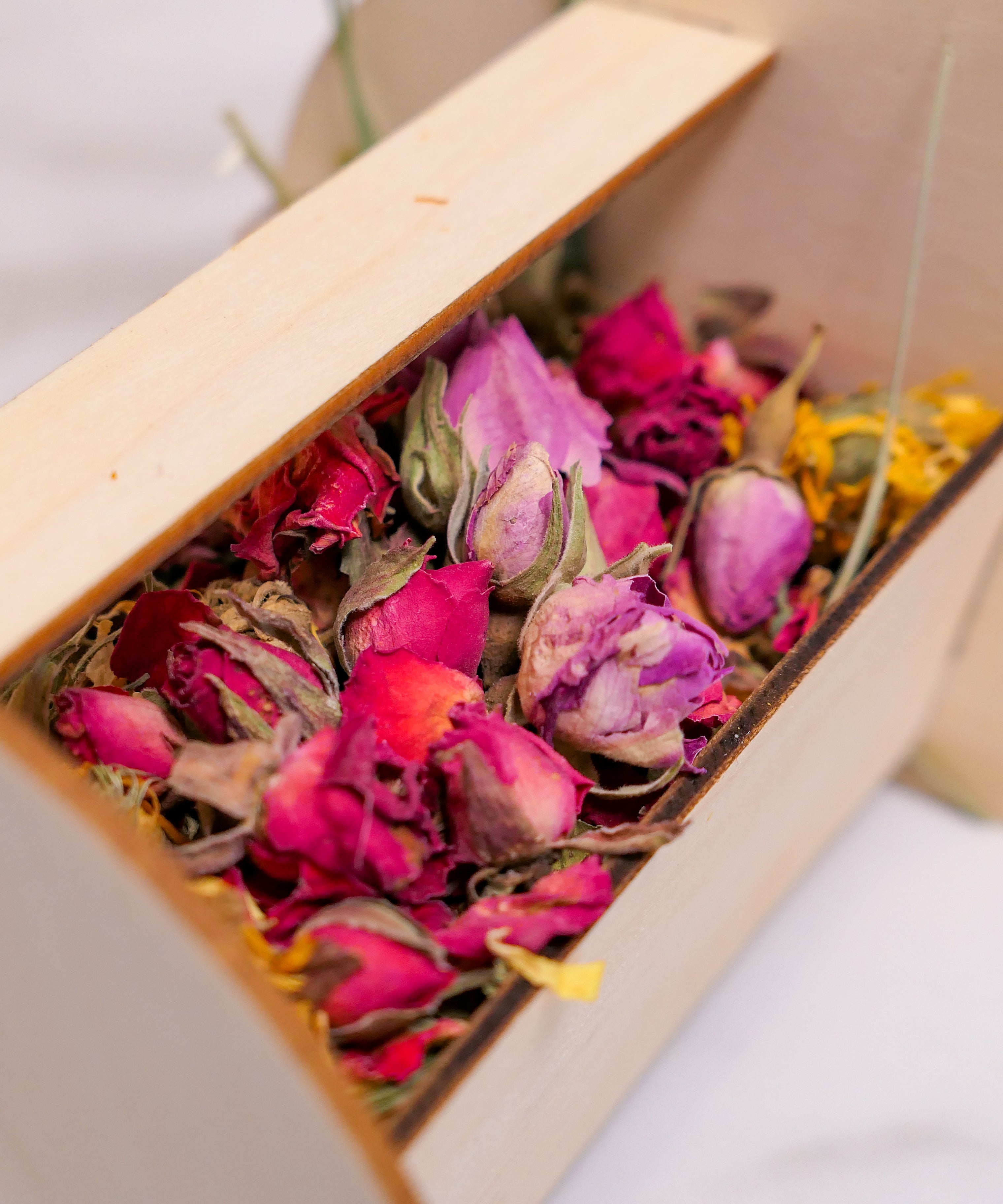 Some bunny loves you forage tray