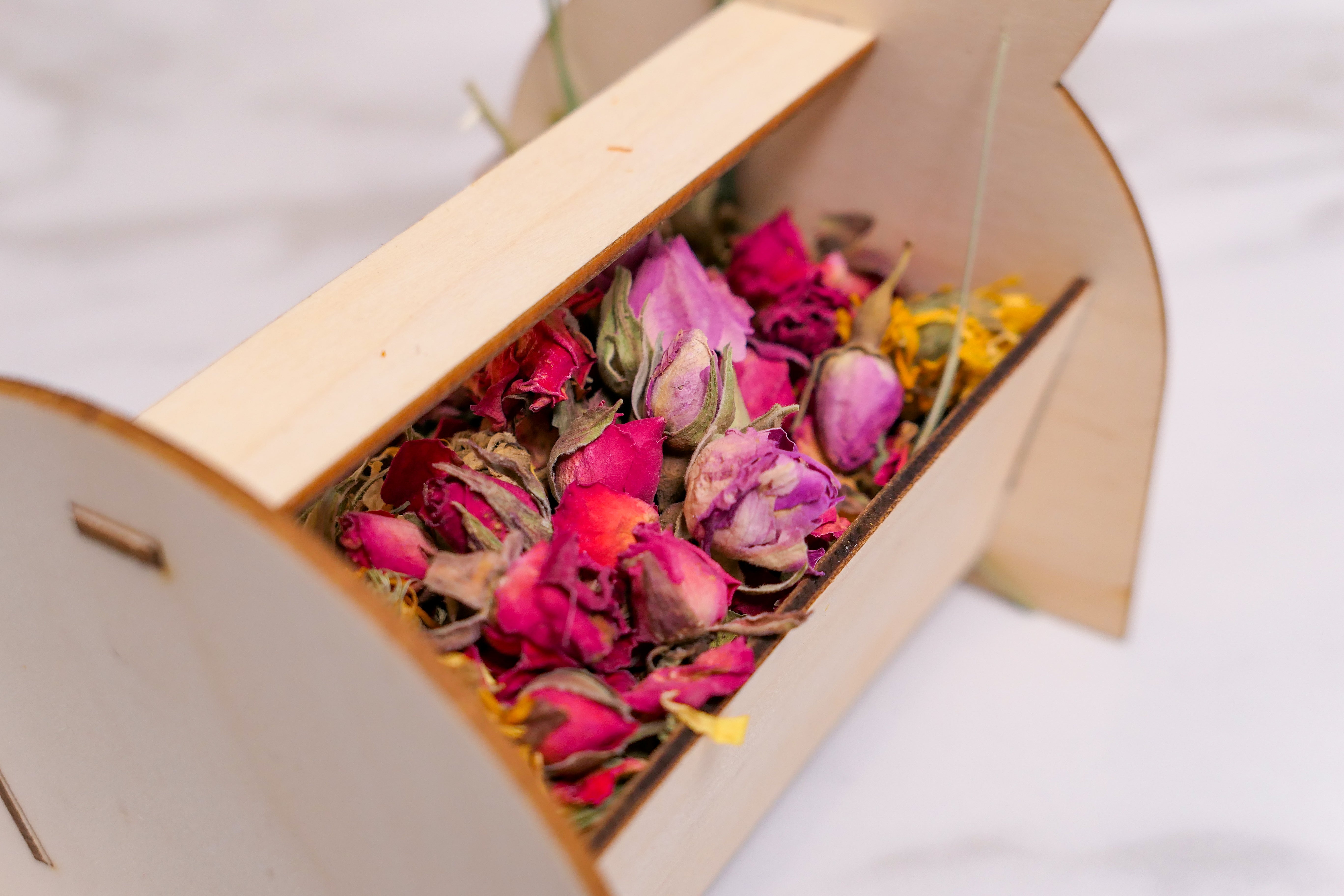 Some bunny loves you forage tray