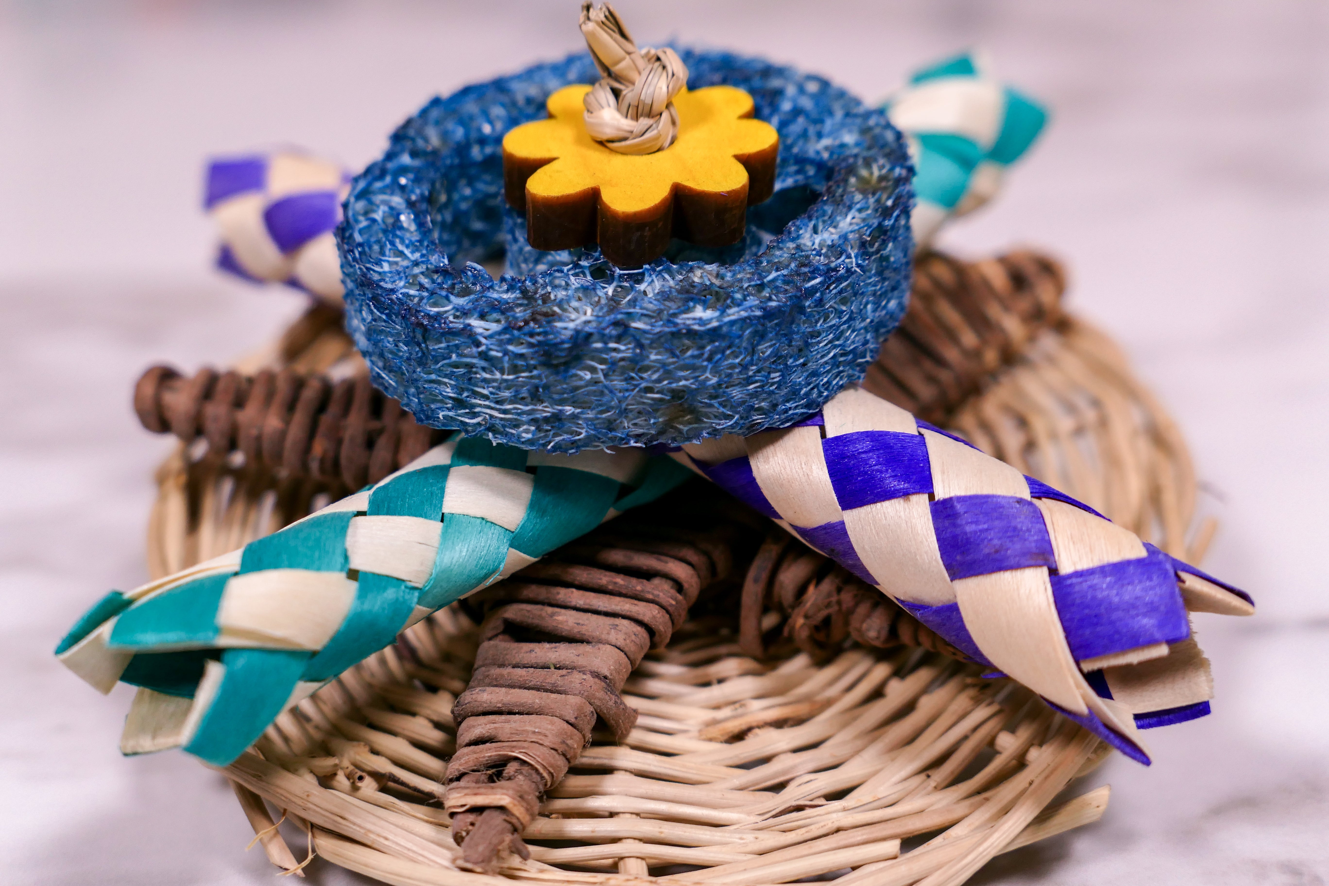 Loofah Puzzle Chew Toy