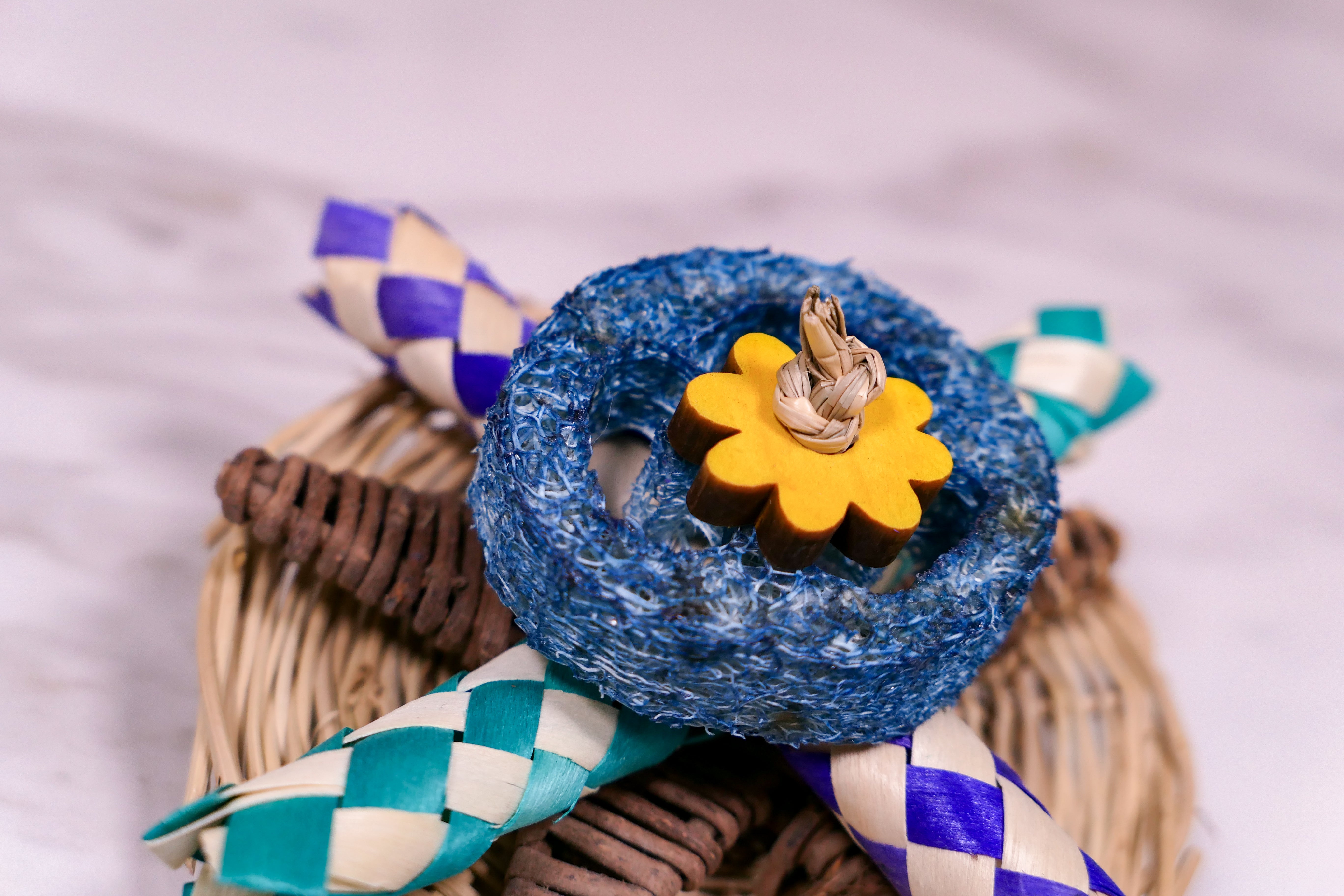 Loofah Puzzle Chew Toy