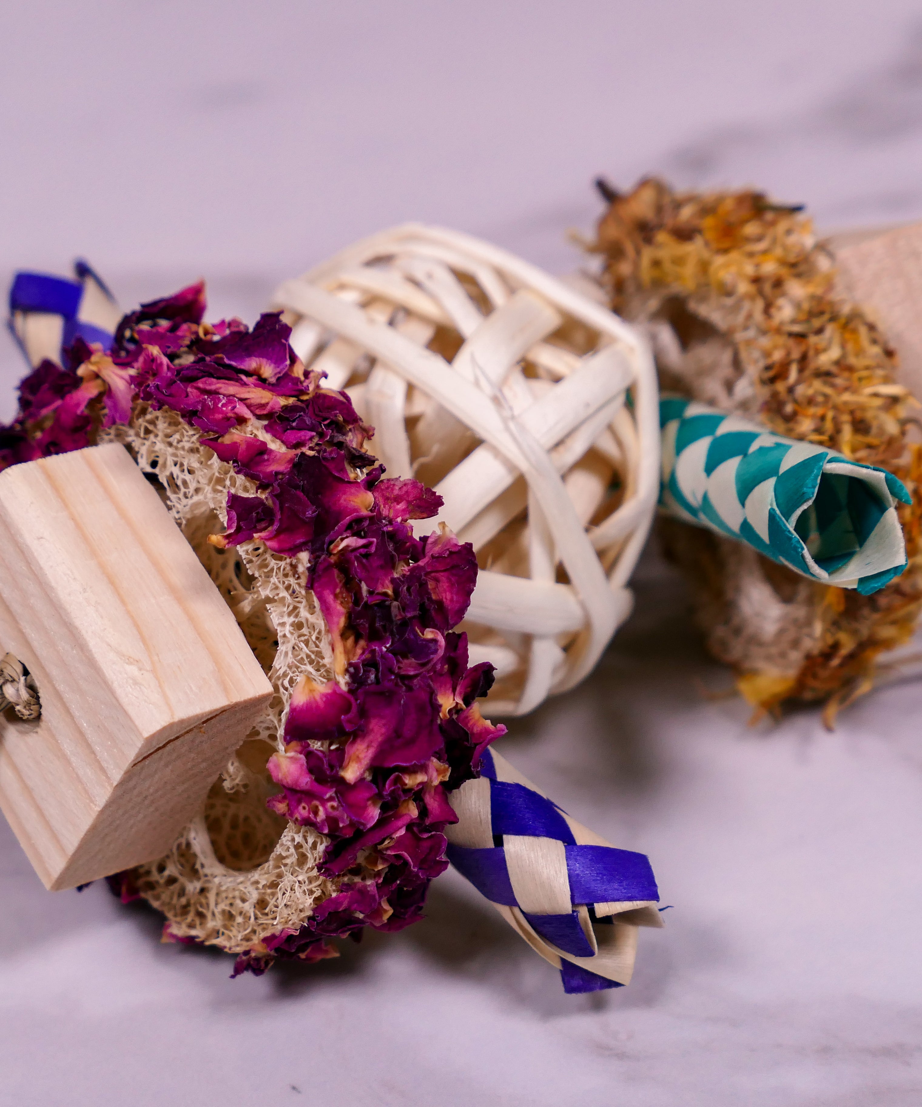 Floral Loofah Throw Chew Toy