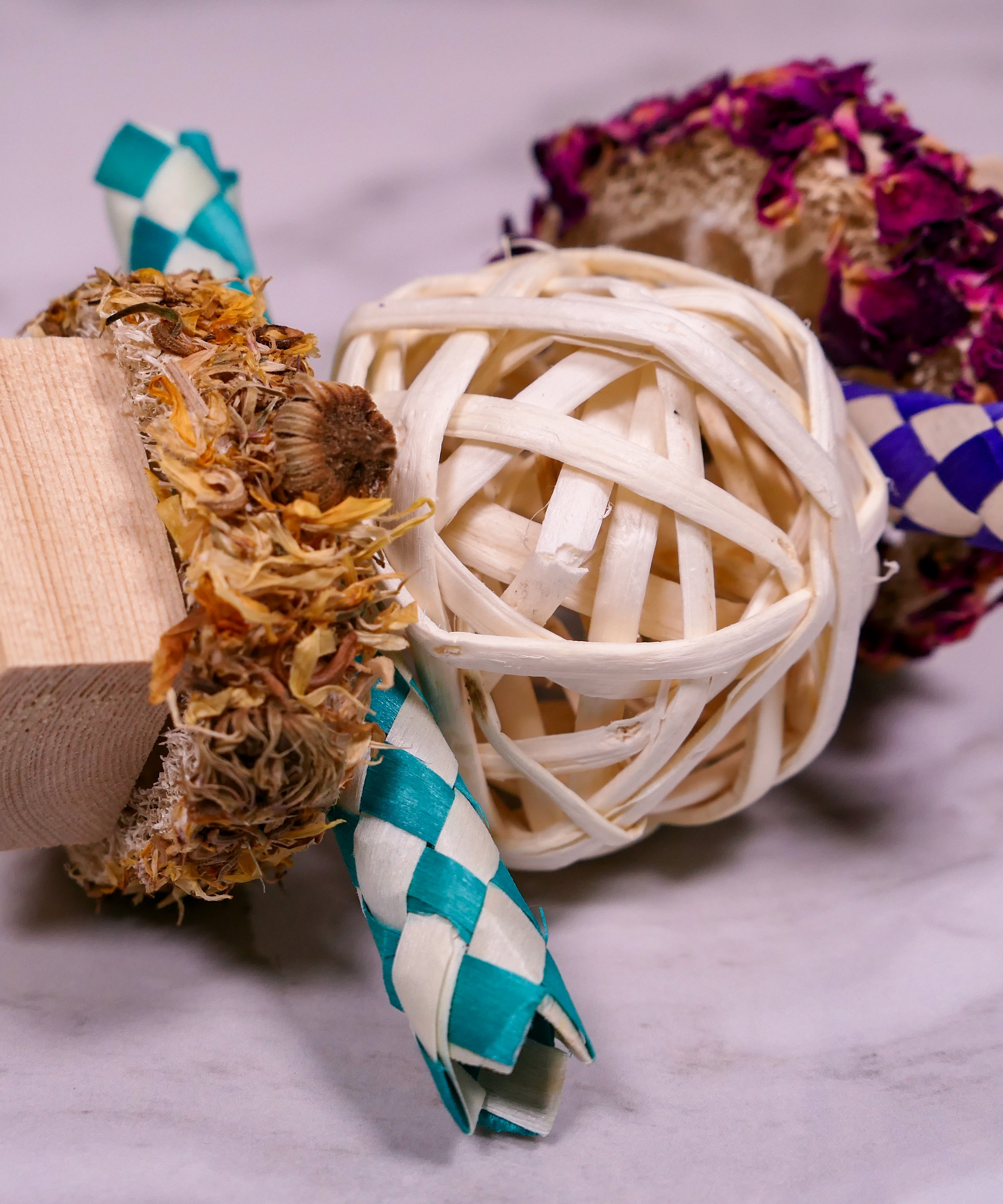 Floral Loofah Throw Chew Toy