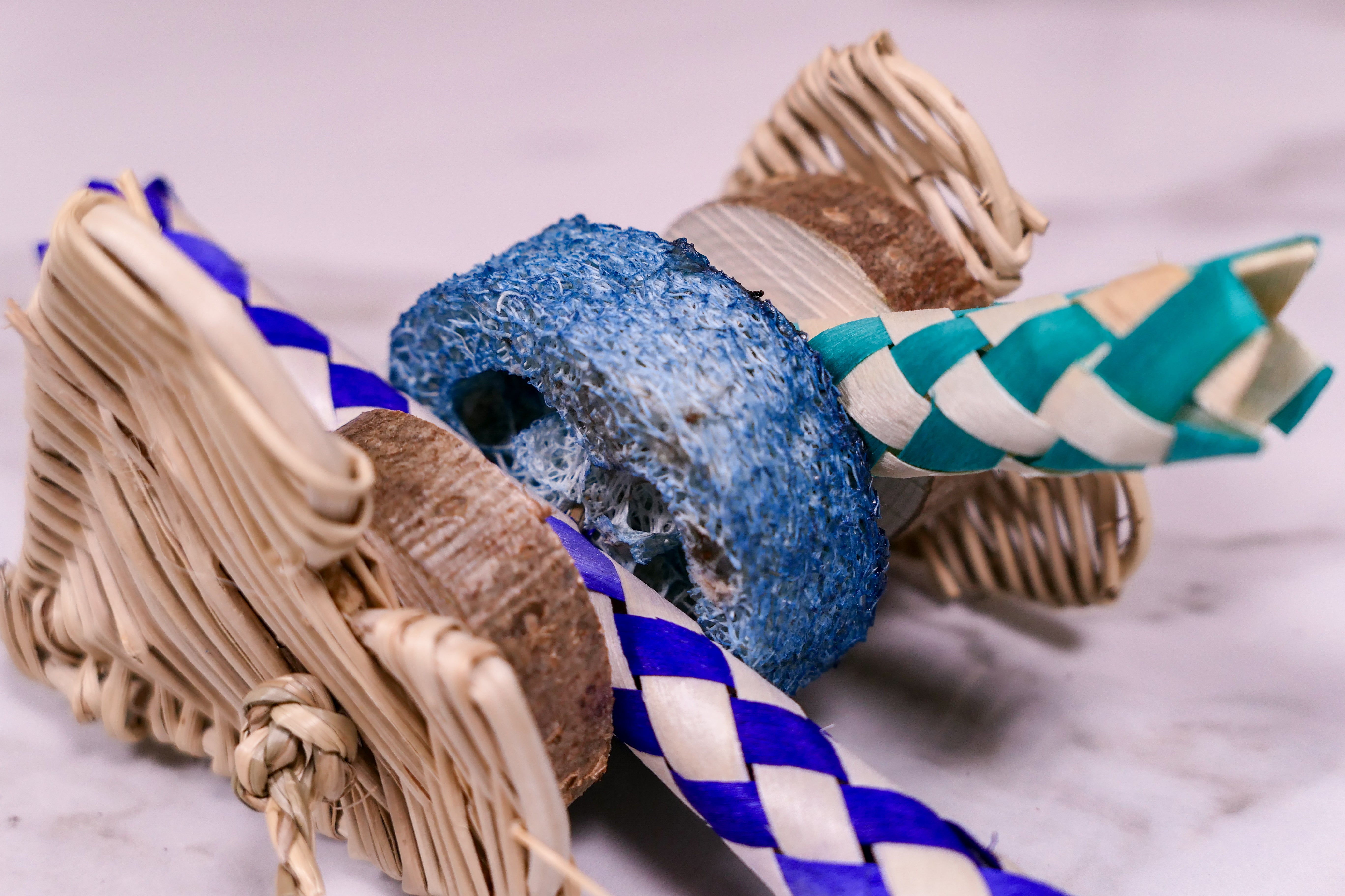 Hearty Loofah Trap Chew Toy