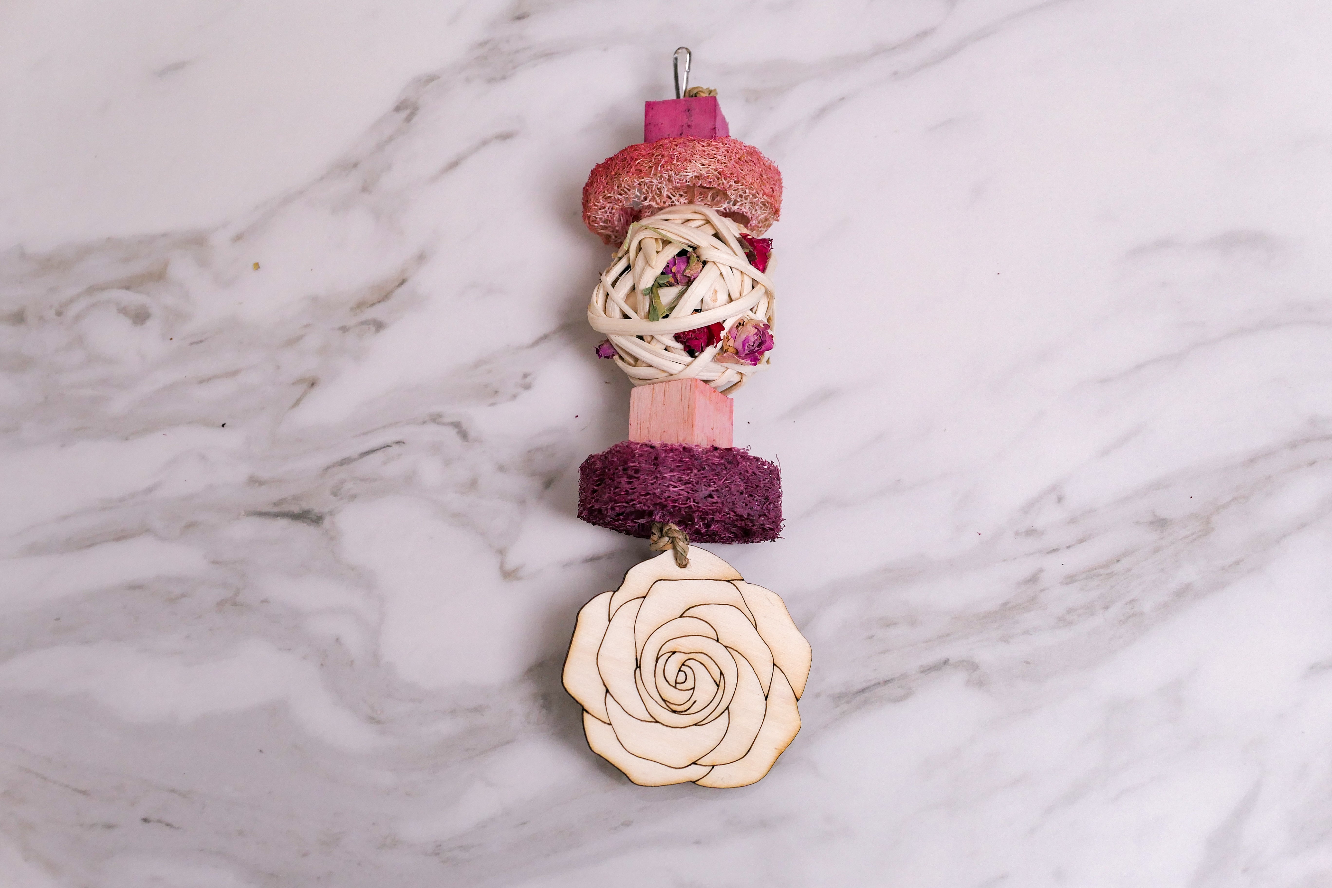 Love Forage Hanging Toy