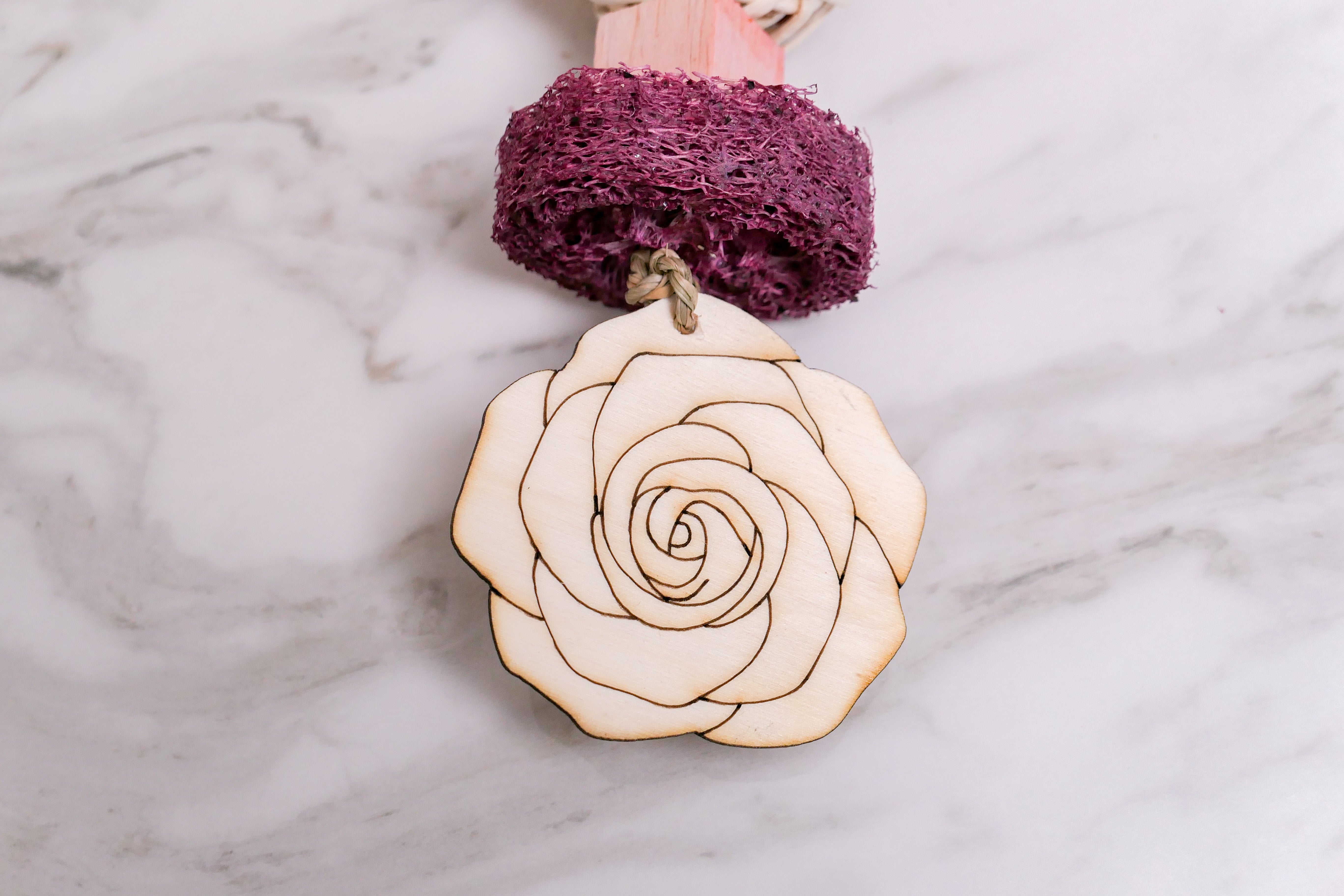 Love Forage Hanging Toy