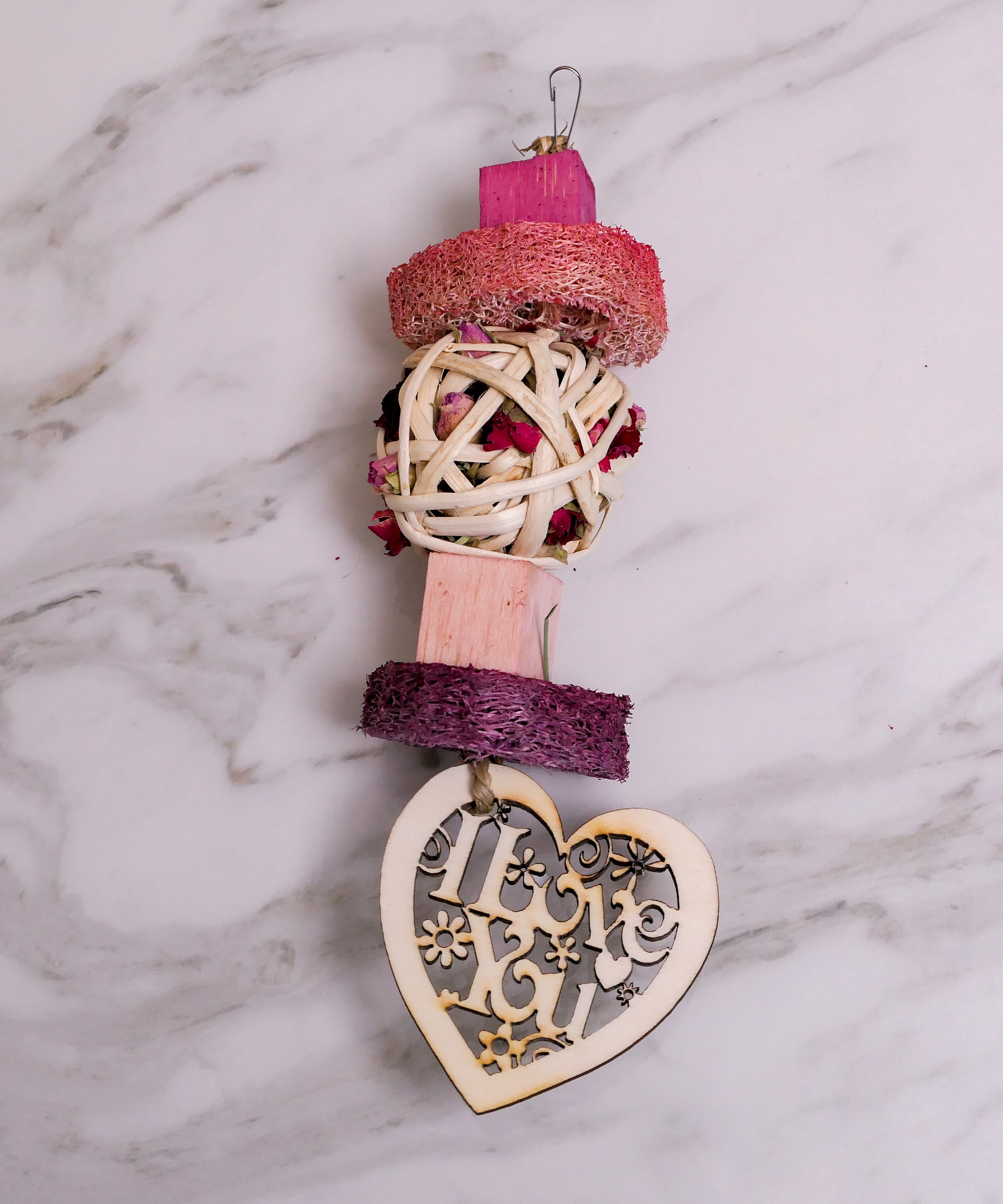 Love Forage Hanging Toy