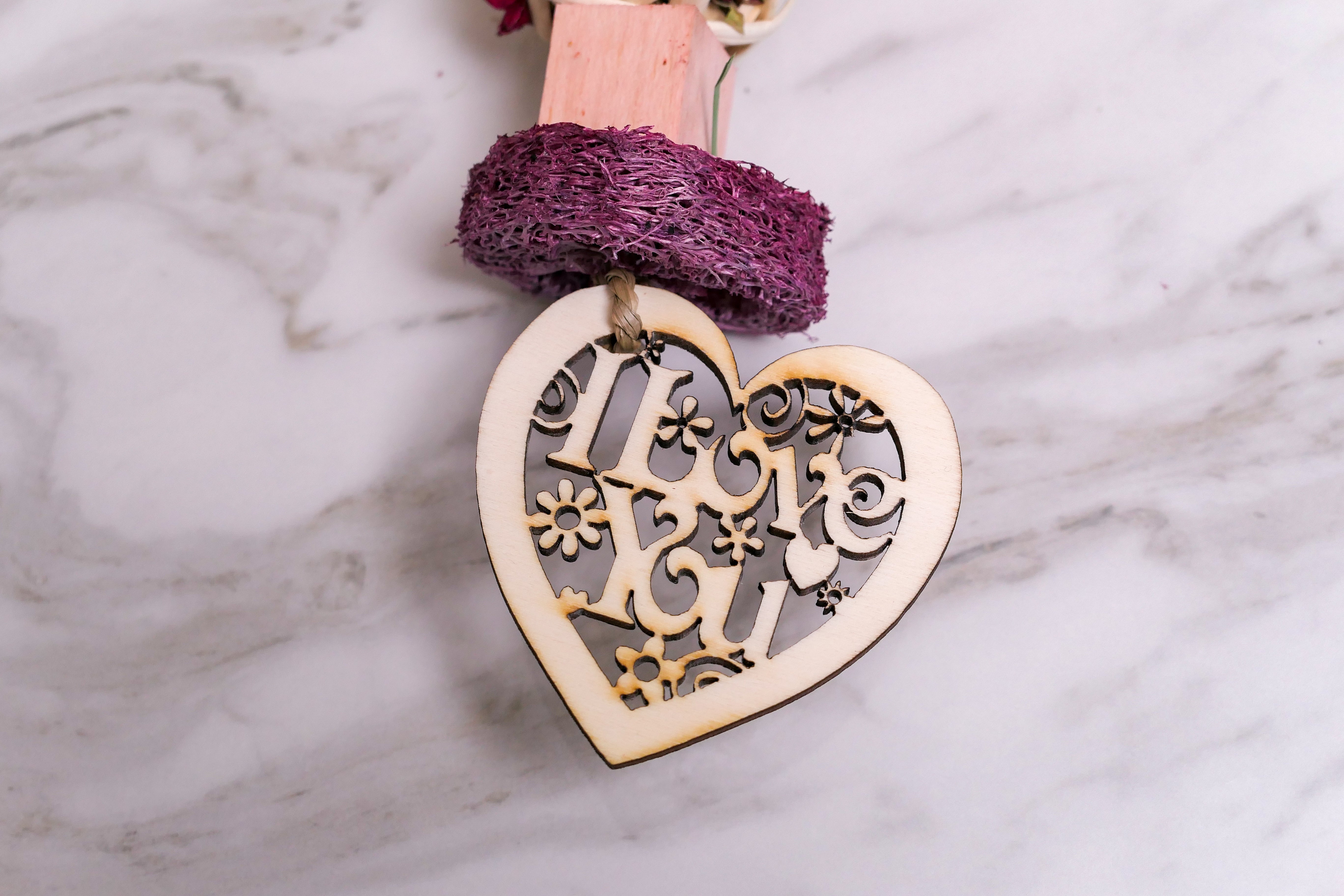 Love Forage Hanging Toy