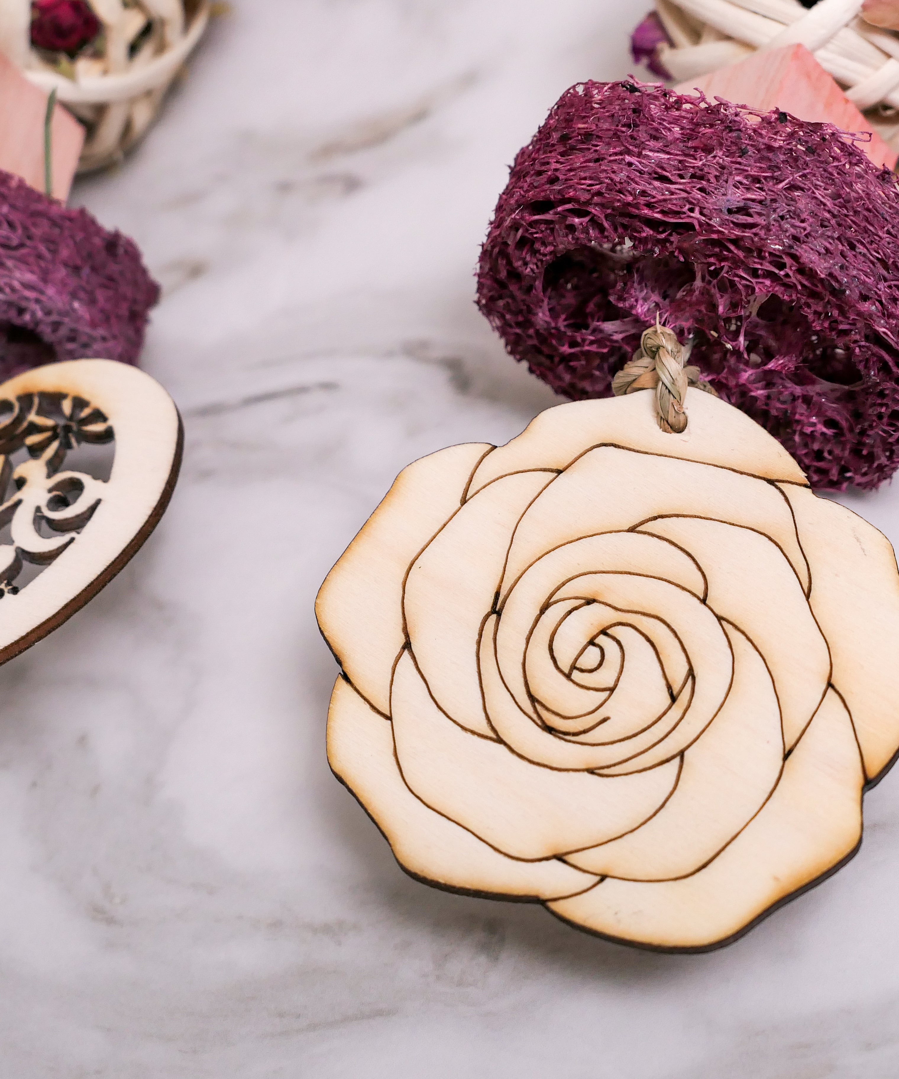 Love Forage Hanging Toy