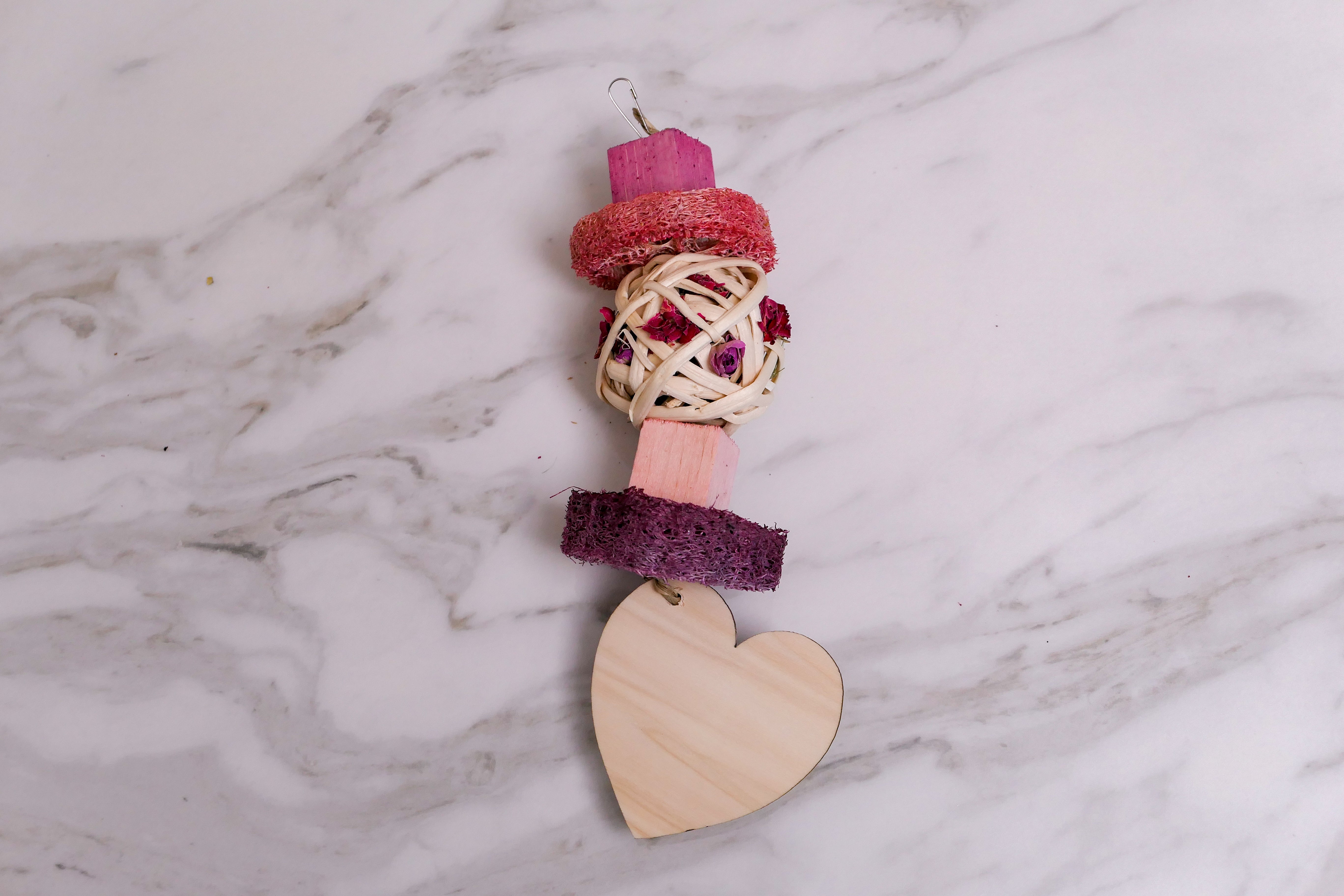 Love Forage Hanging Toy