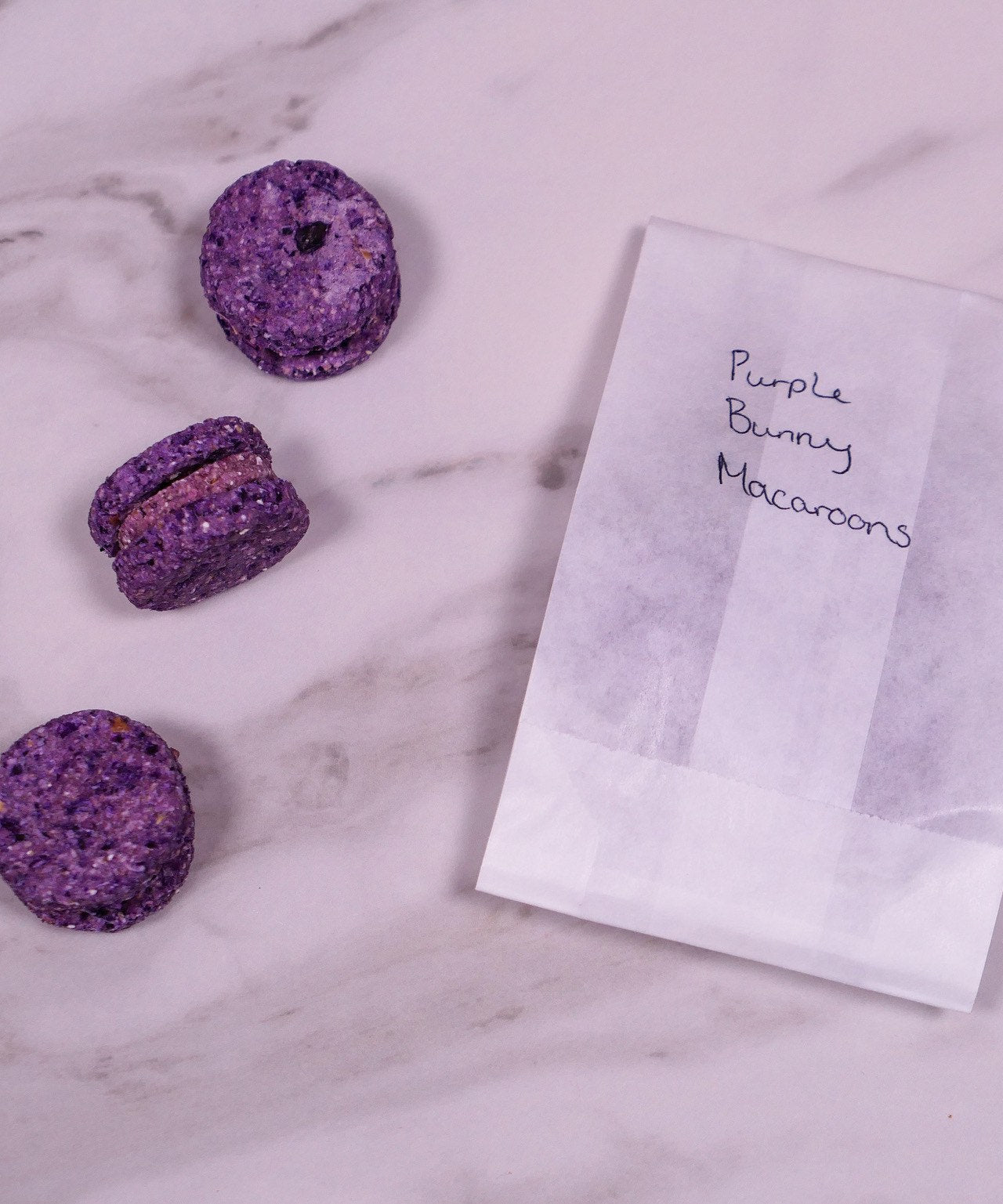 Berry Macaroons Treat Bag