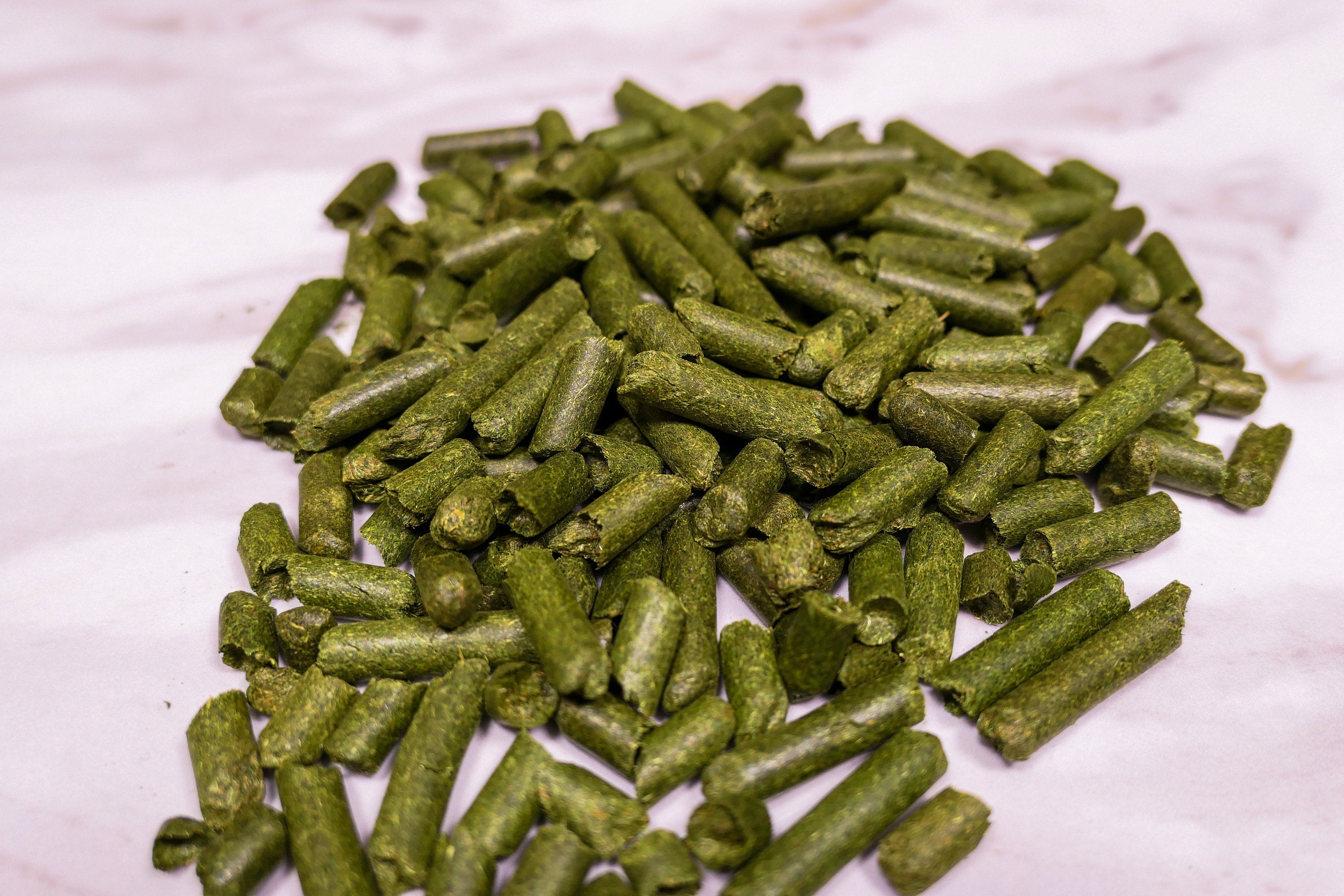 Hay Pellets Treat bag