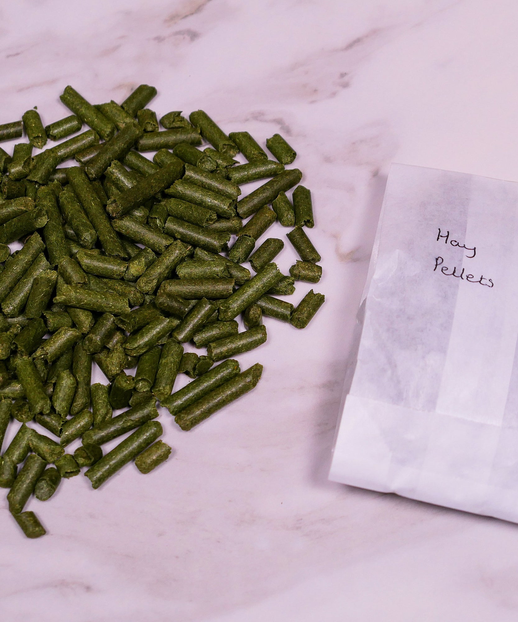 Hay Pellets Treat bag