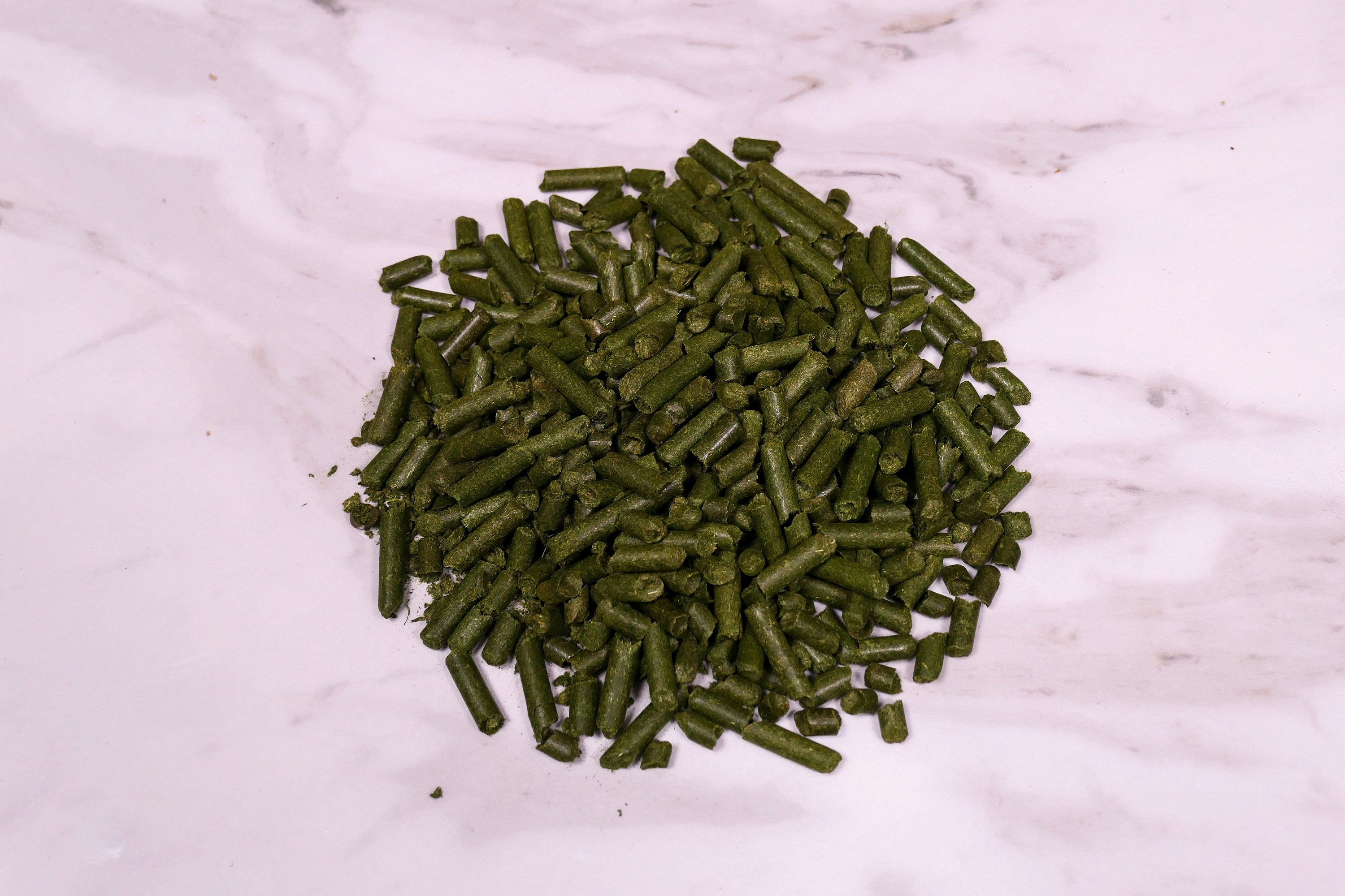 Hay Pellets 200g Forage Bag