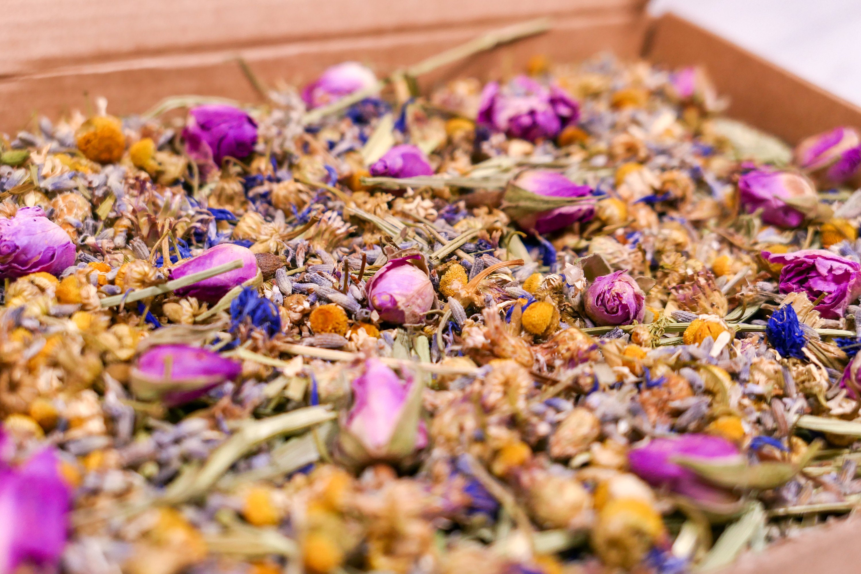 Calming Twilight Forage Box