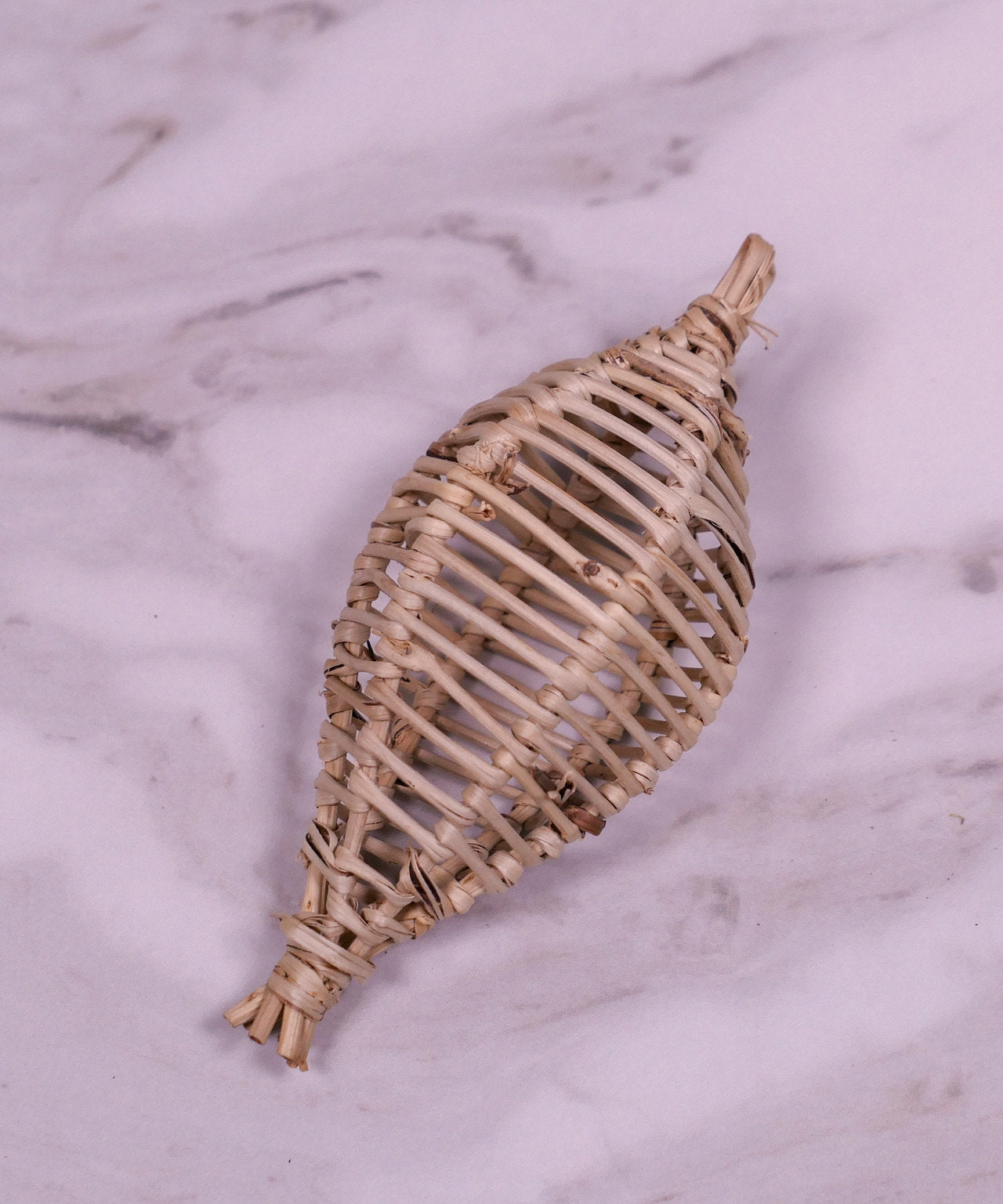 Vine Lantern Chew Toy