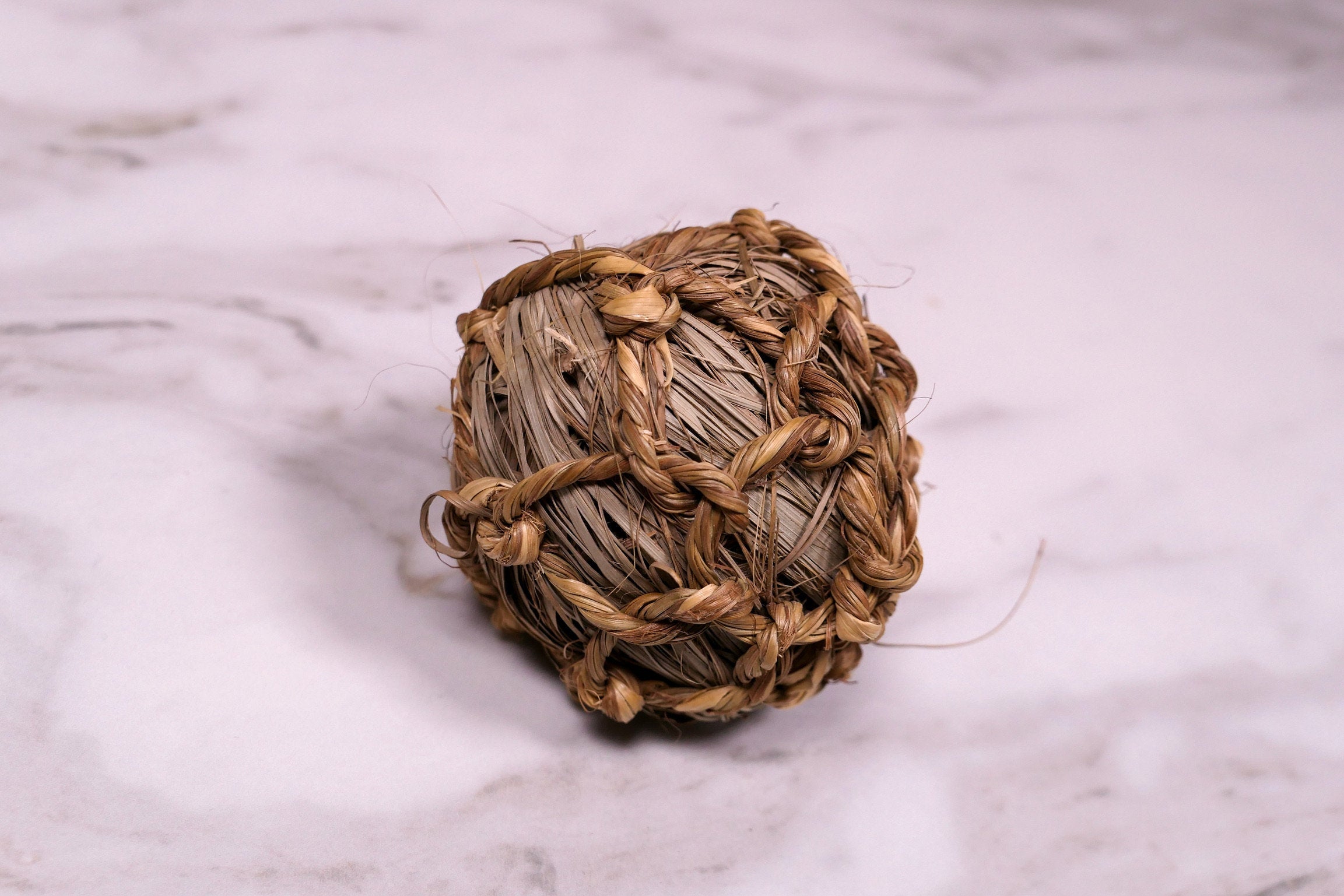 Seagrass Rope Ball Chew Toy
