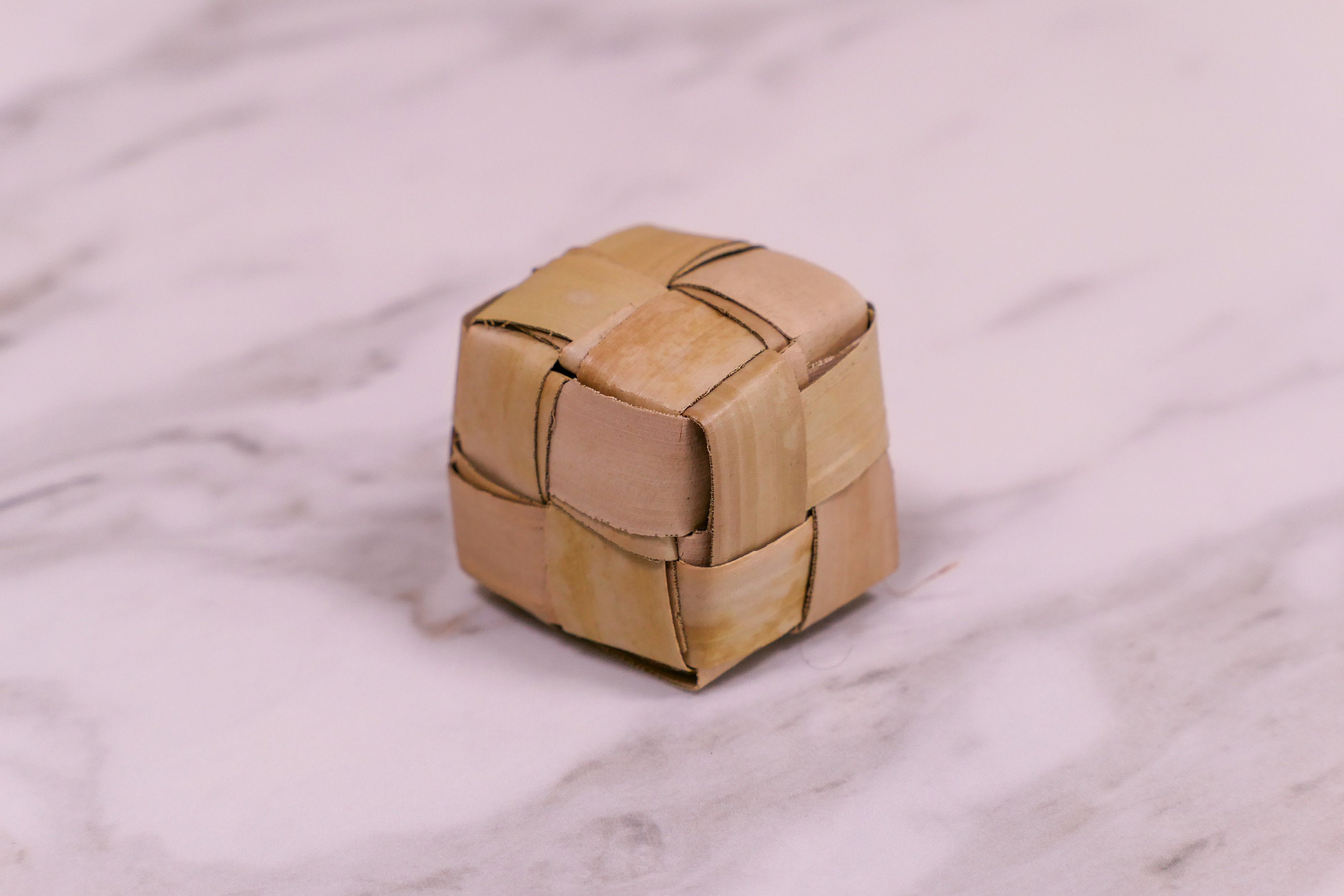 Palm Leaf Cube Chew Toy