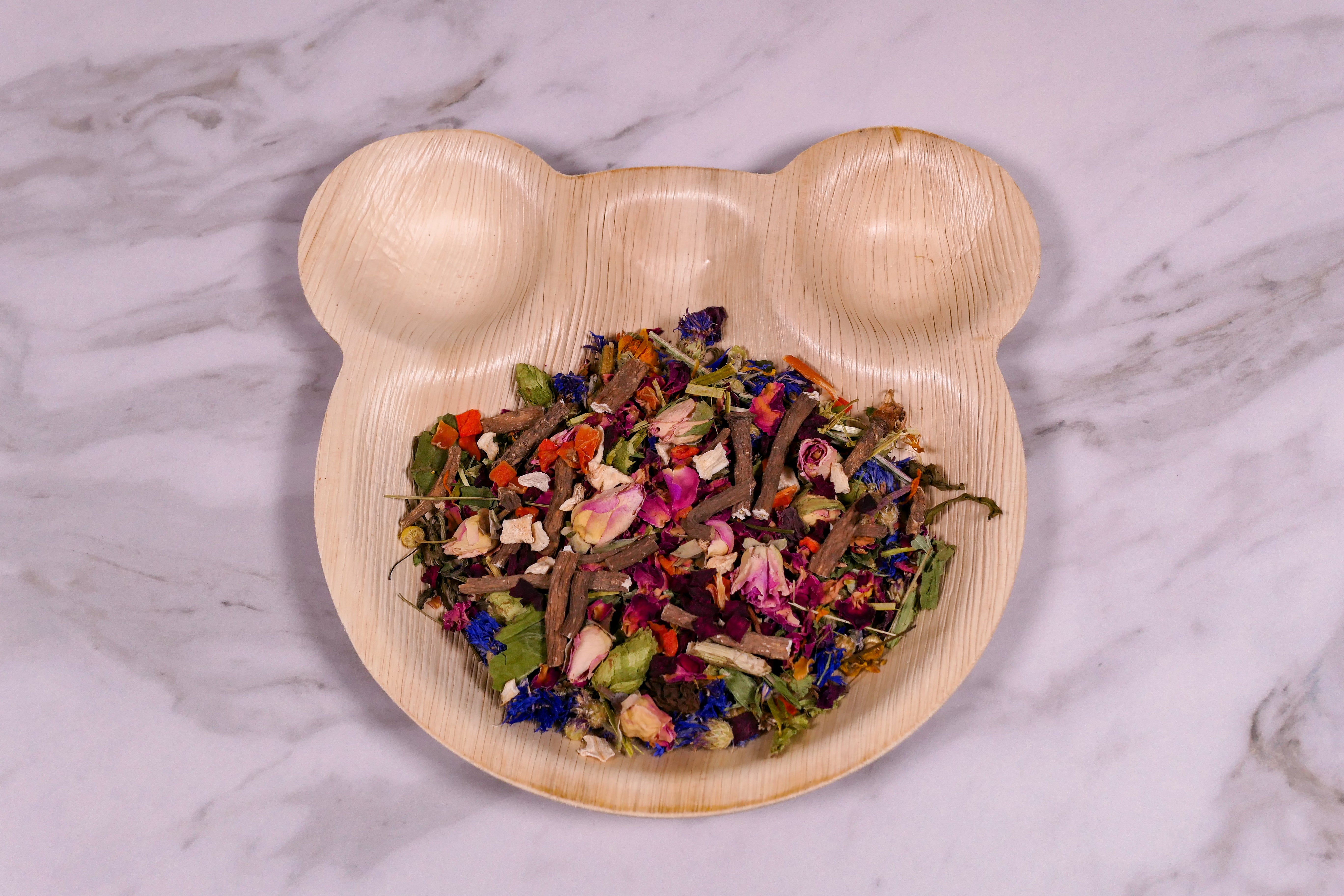 Teddy's favourite forage Tray