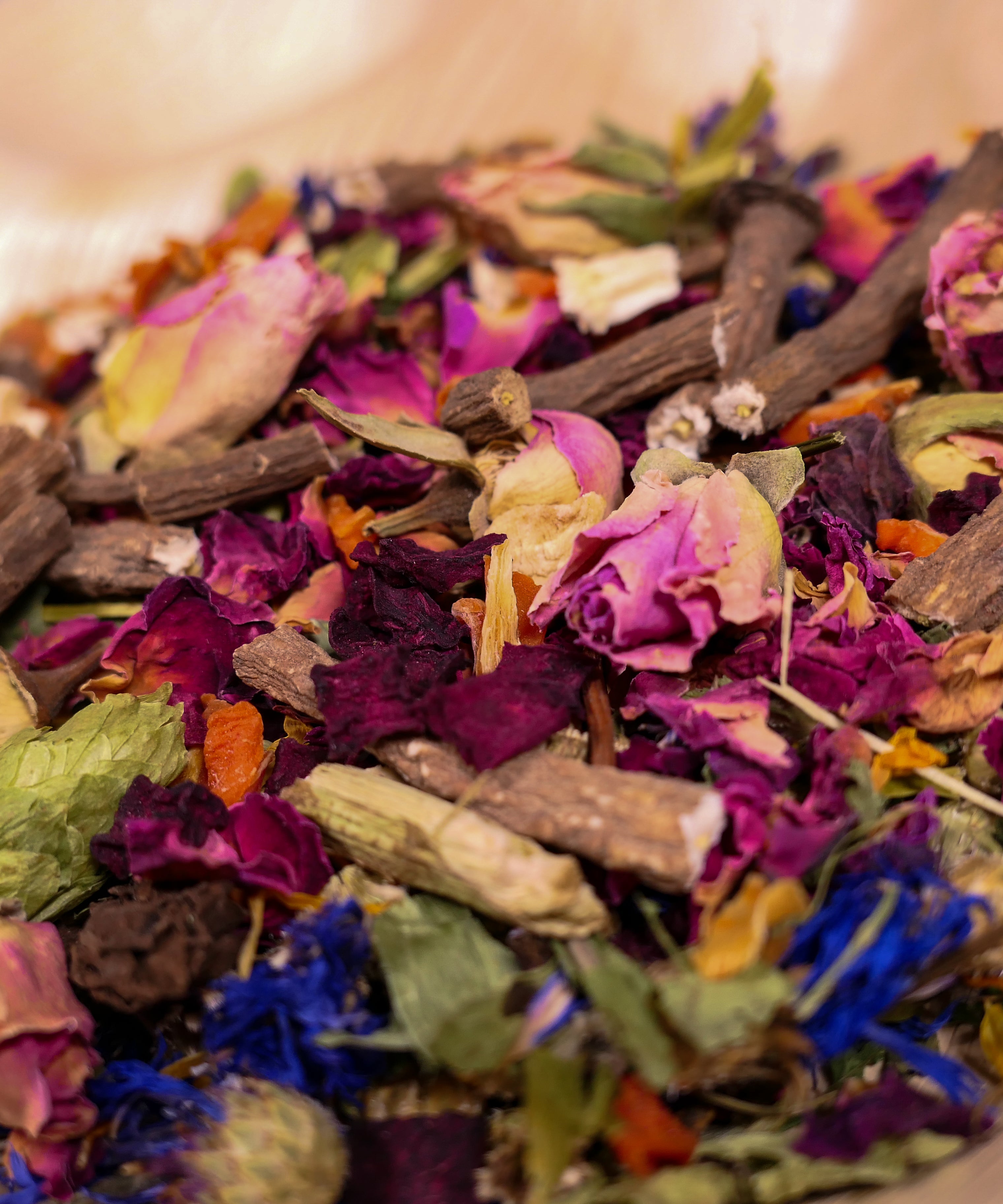 Teddy's favourite forage Tray