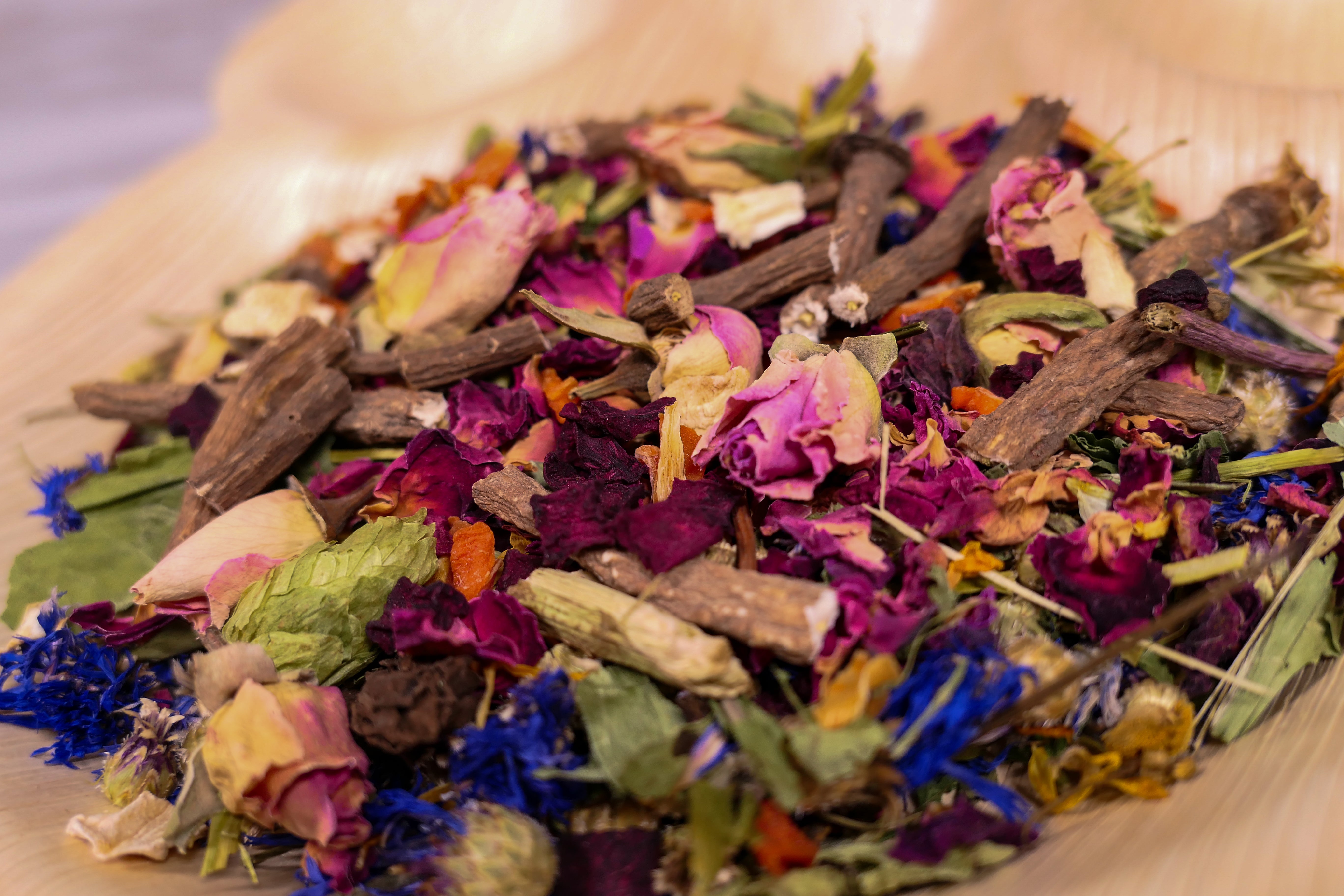 Teddy's favourite forage Tray