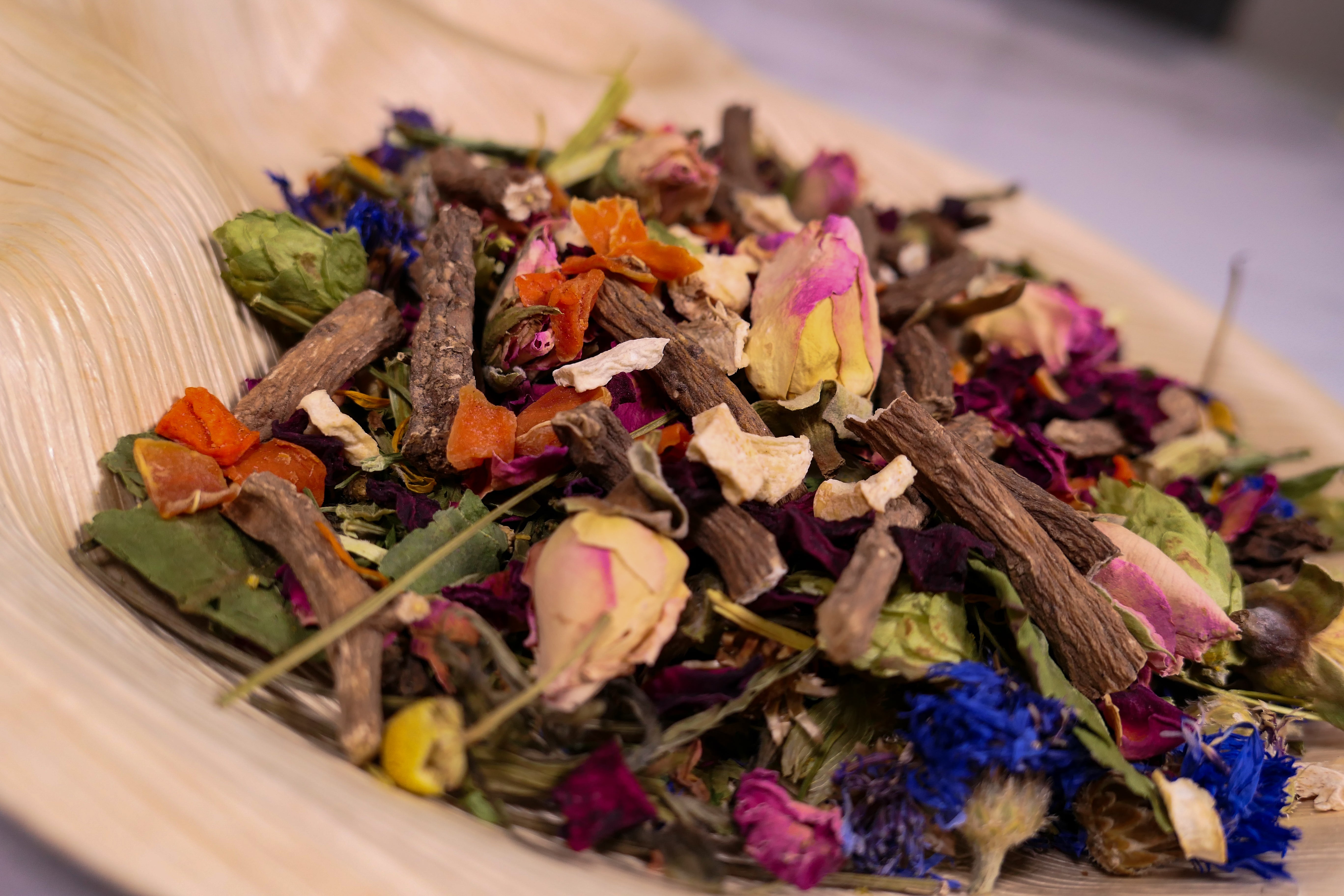 Teddy's favourite forage Tray