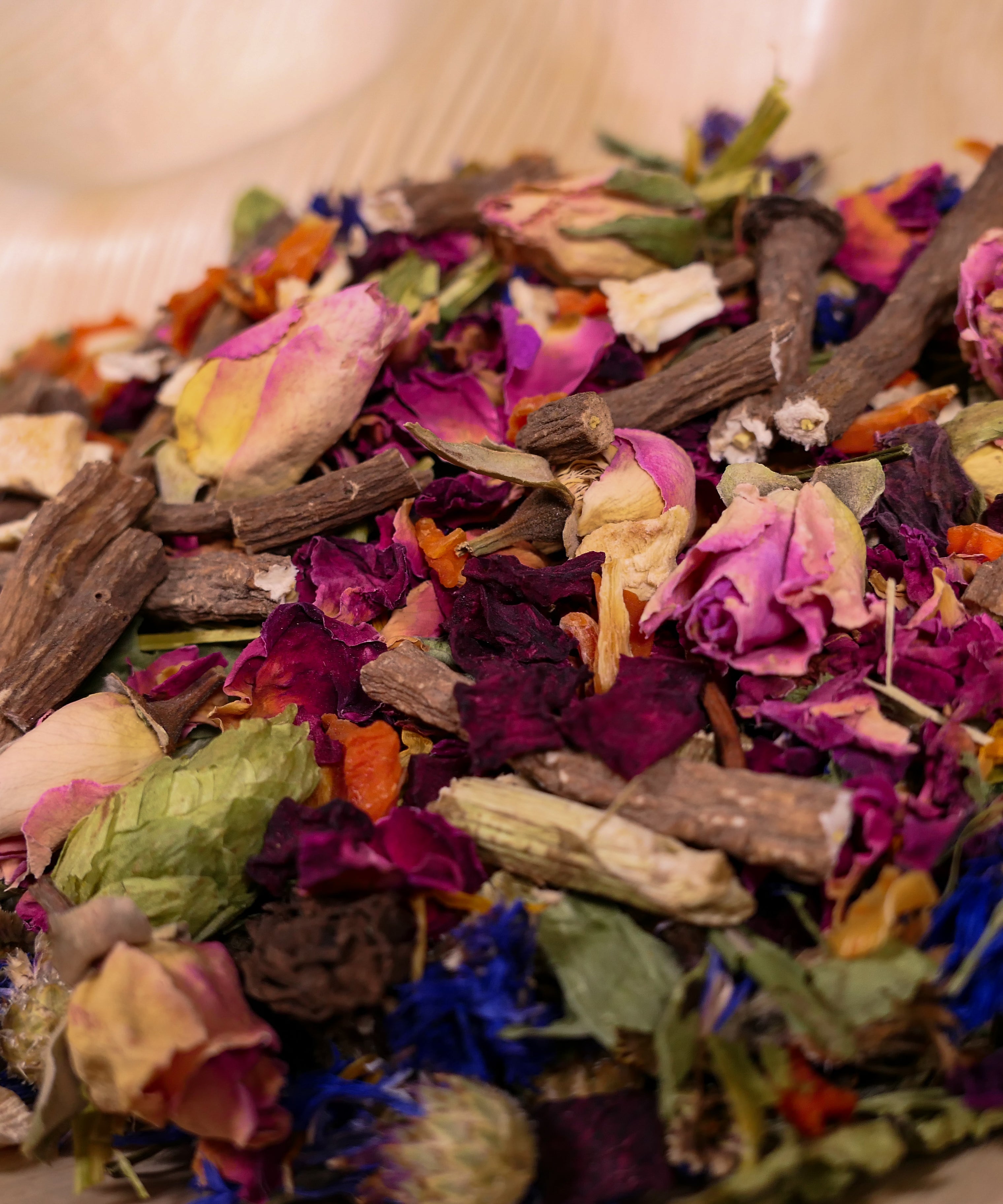 Teddy's favourite forage Tray