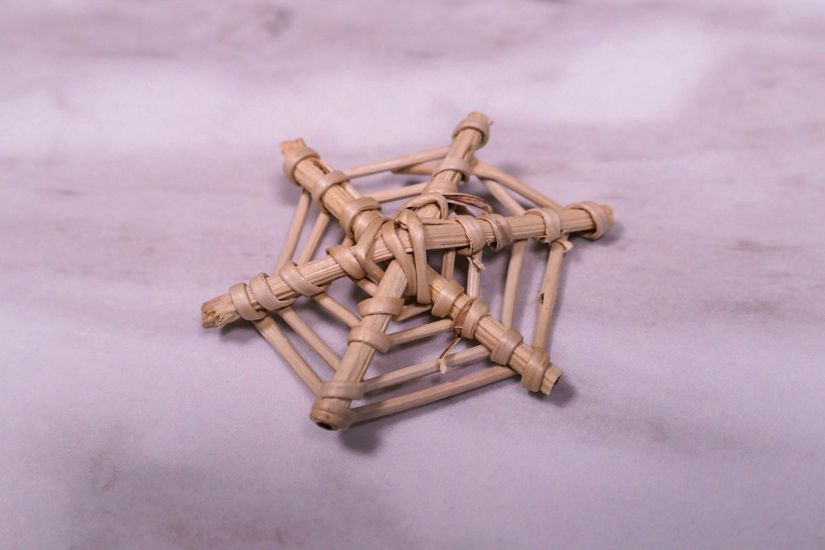 Mini Spider Web Vine Chew Toy
